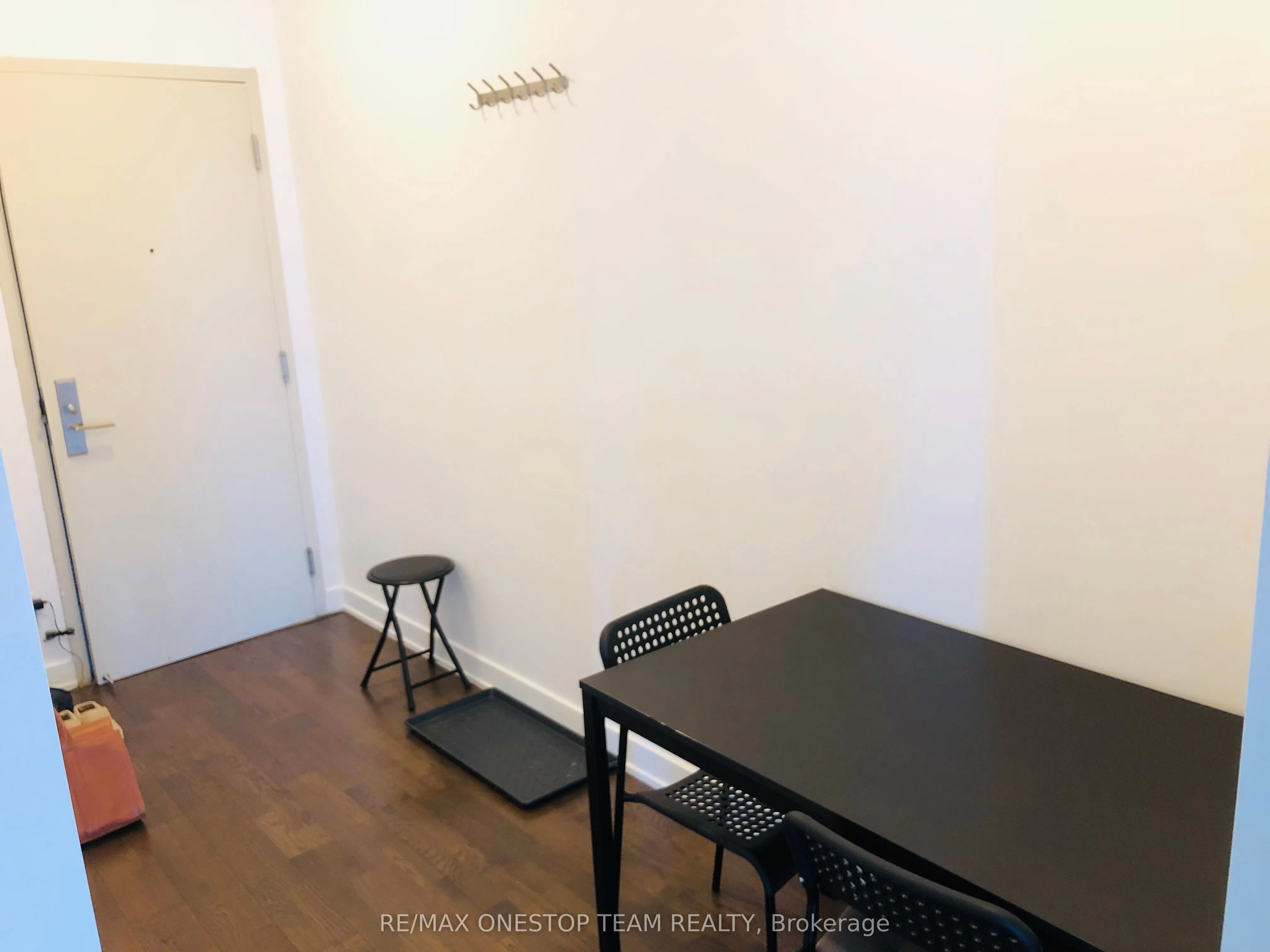 126 Simcoe Street, #2409