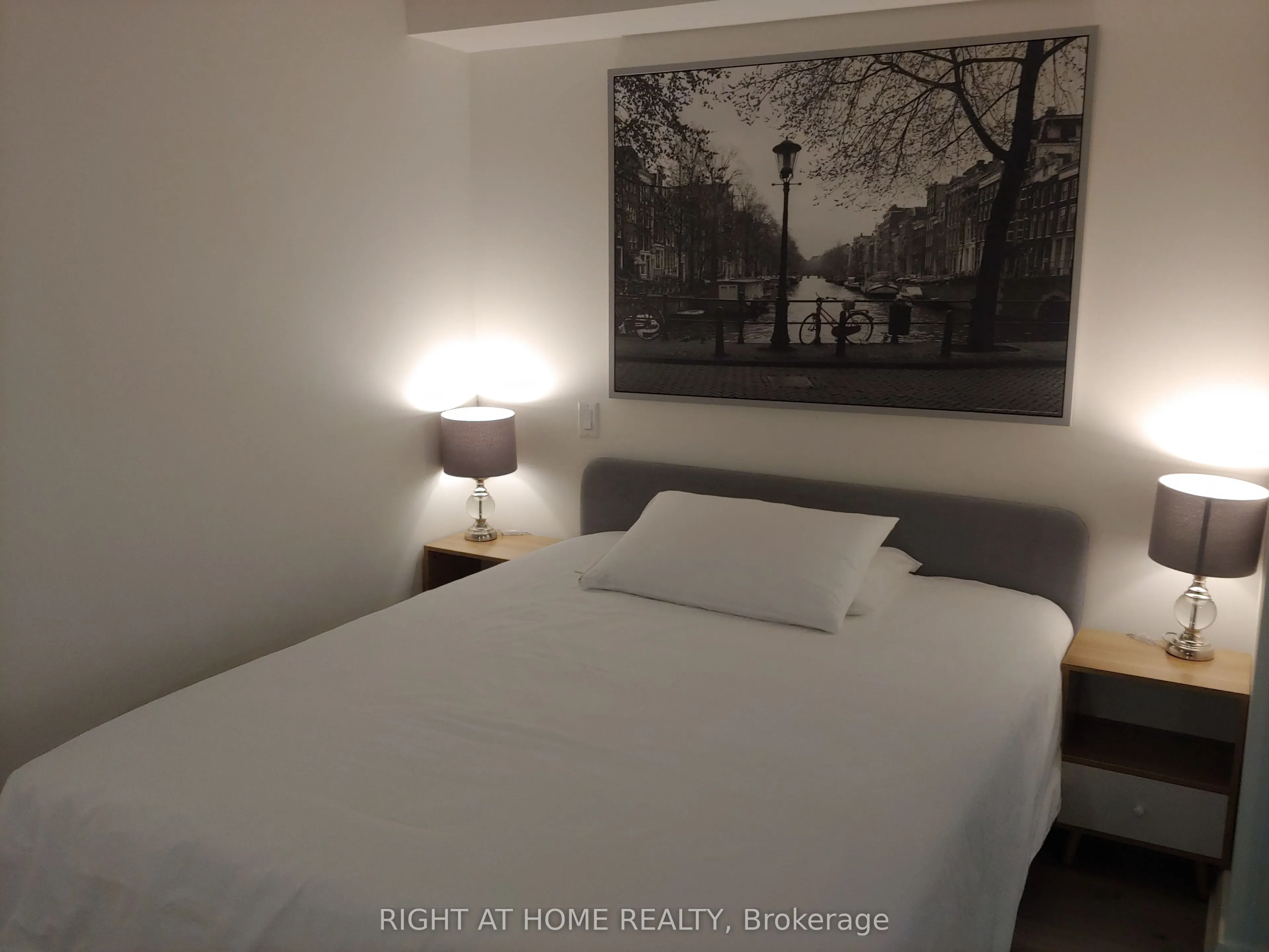 155 Yorkville Avenue, #416