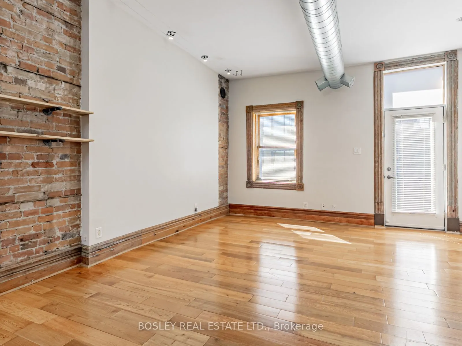 543 Queen Street W, #3