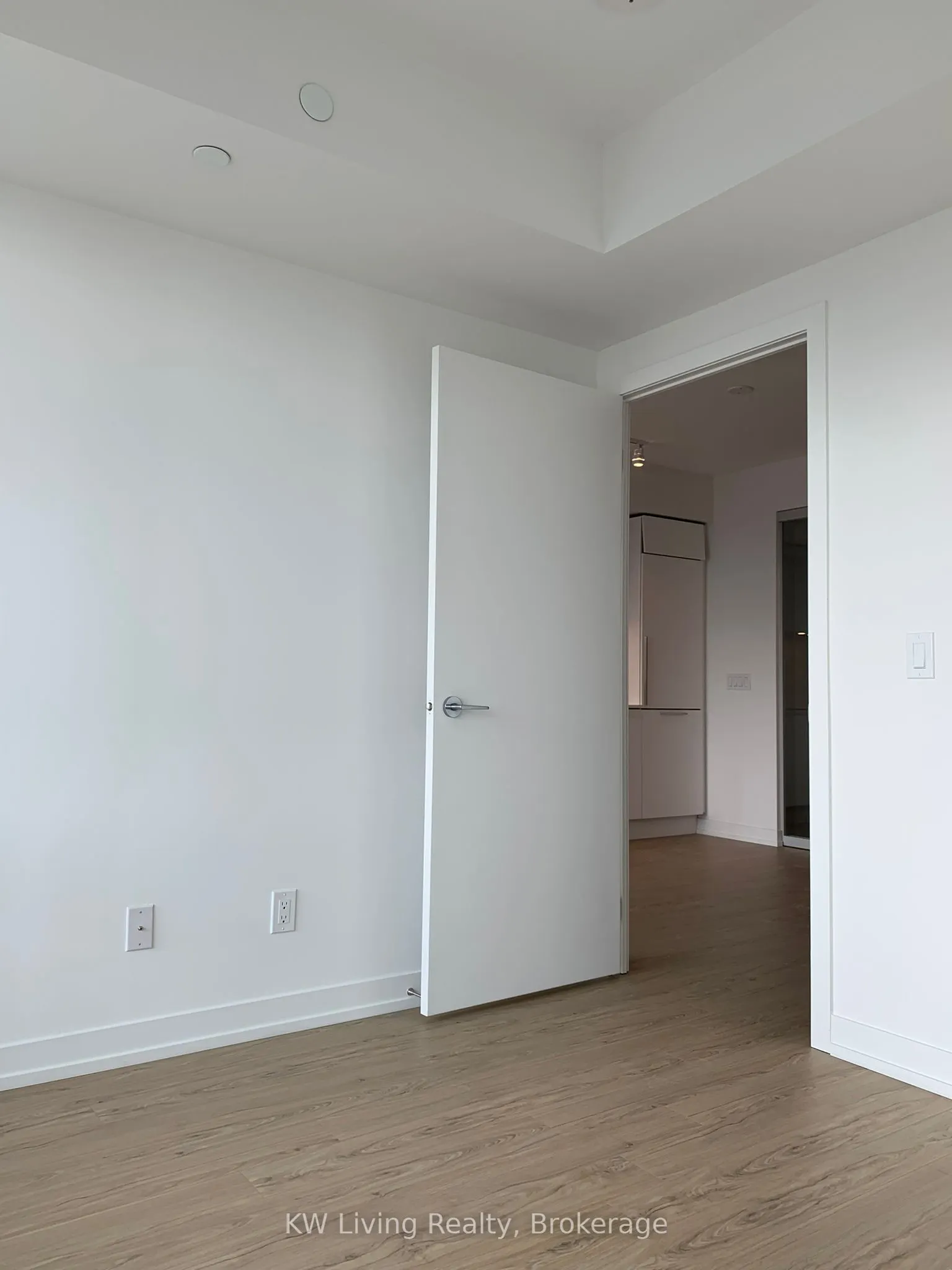85 Wood Street, #3217