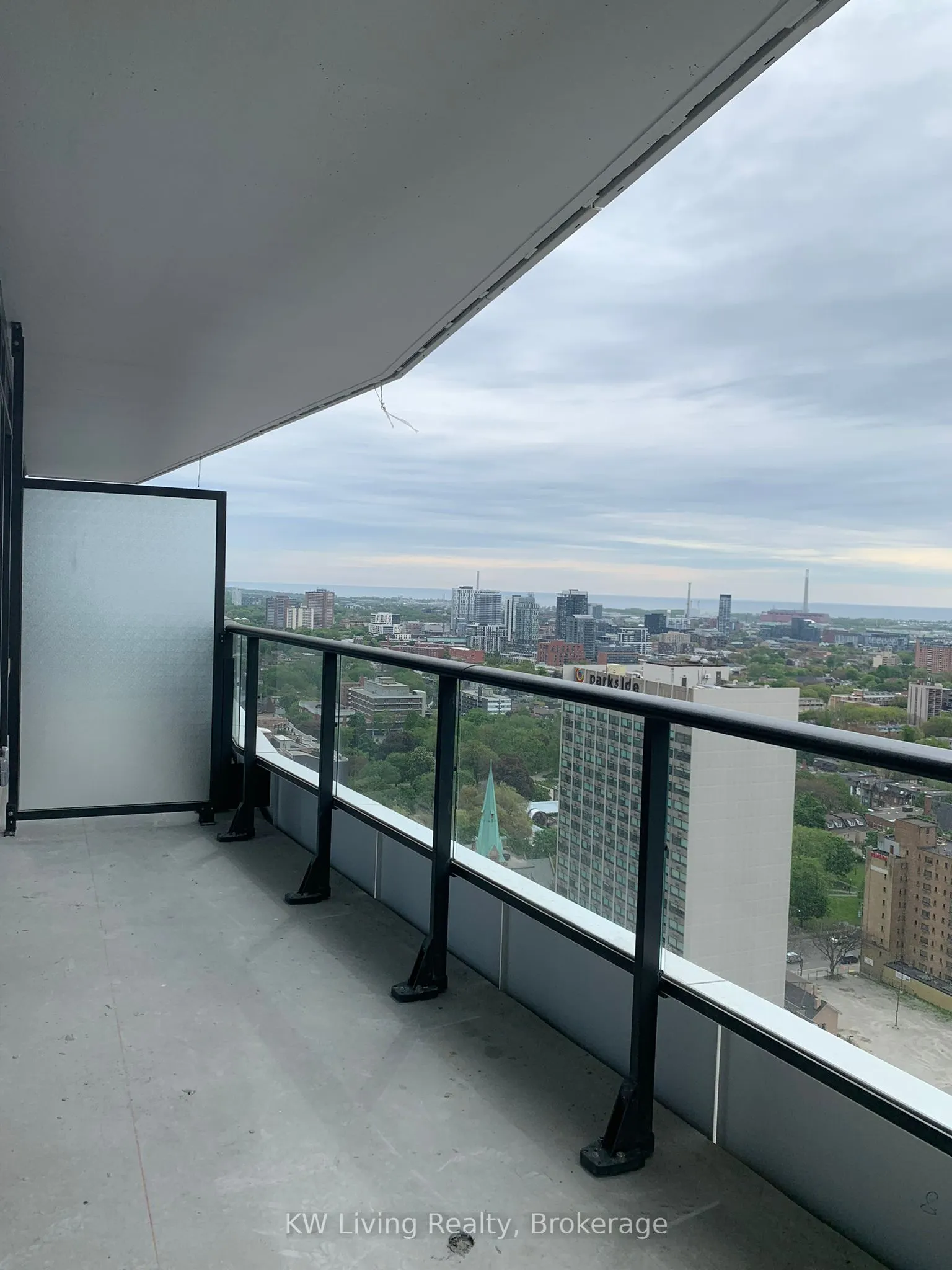 85 Wood Street, #3217