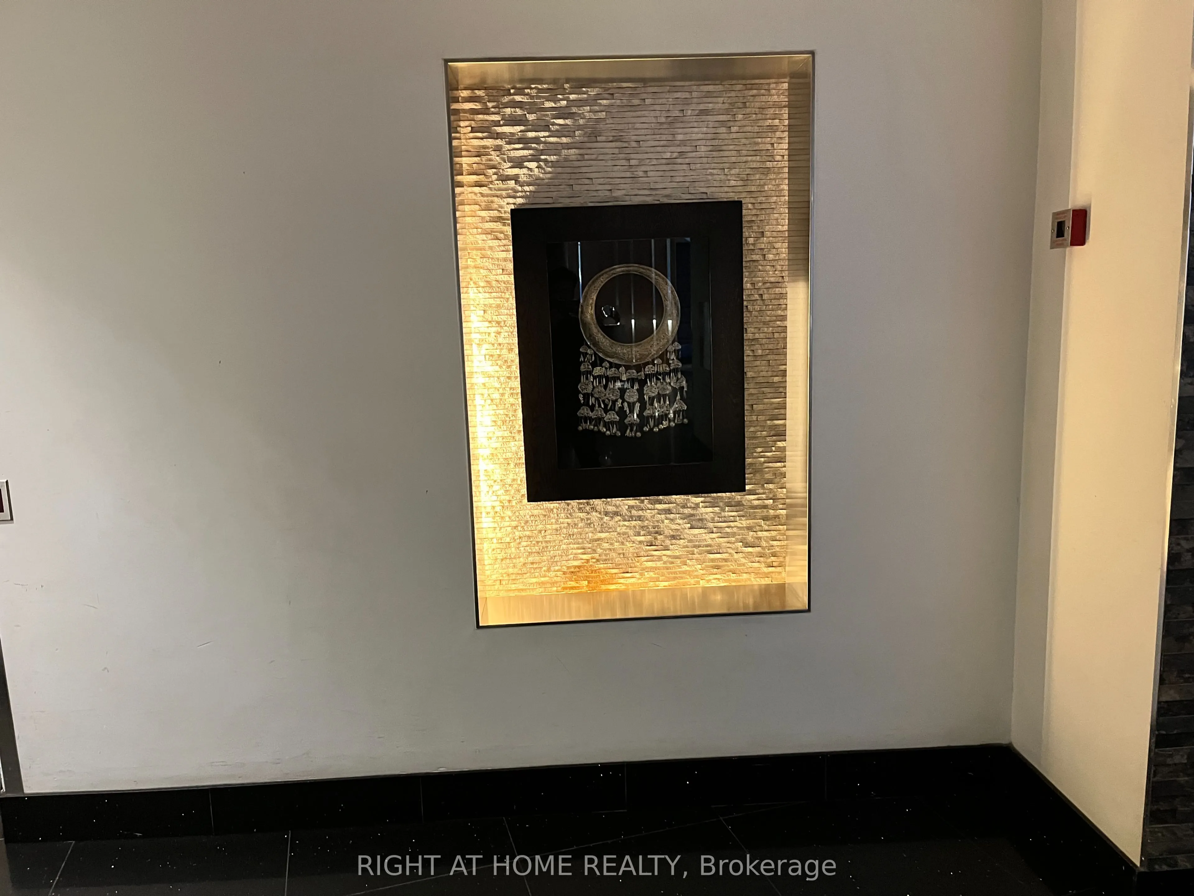 38 Dan Leckie Way, #202