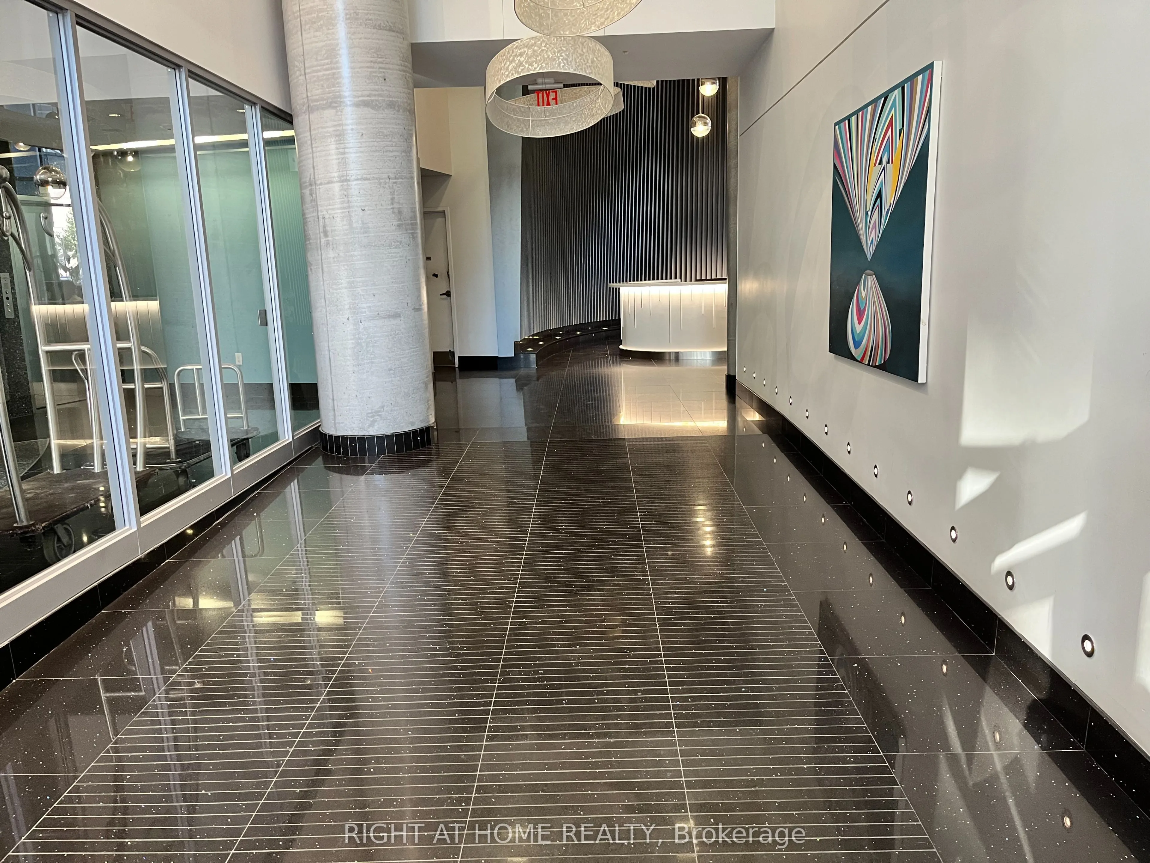 38 Dan Leckie Way, #202