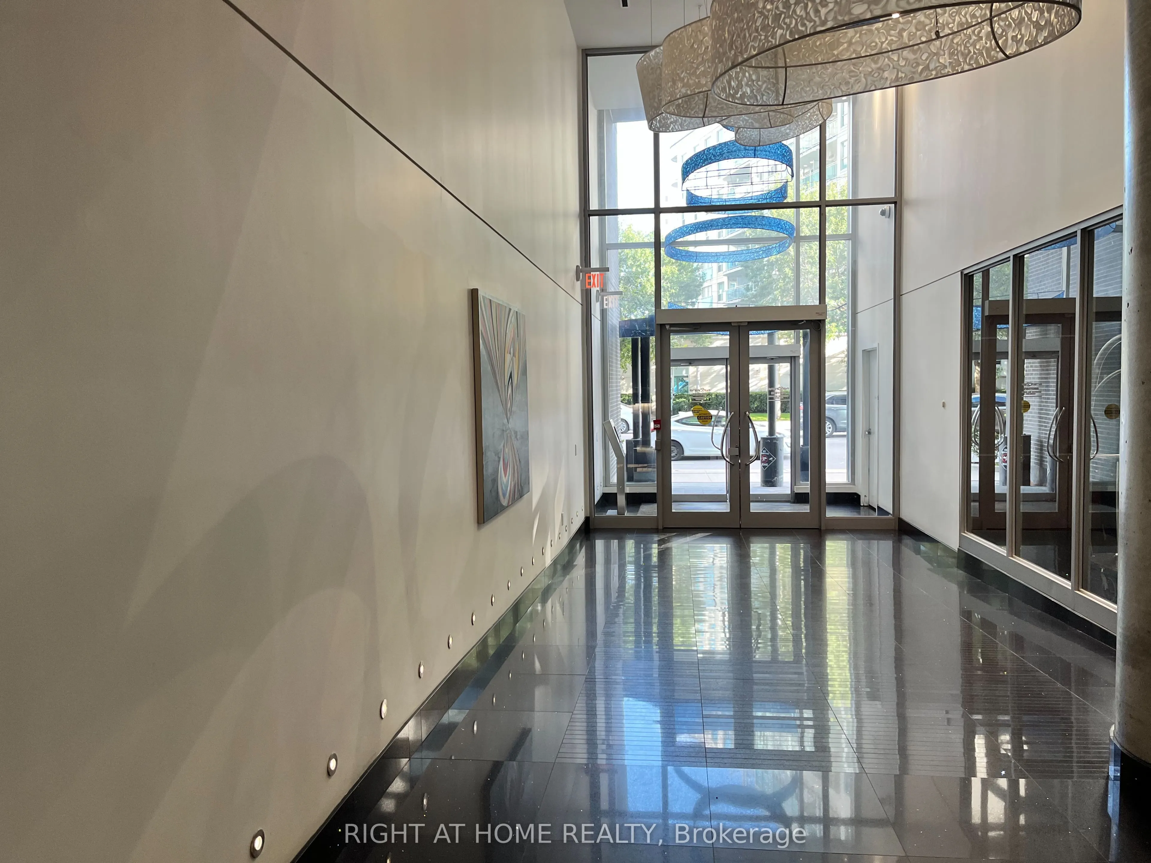 38 Dan Leckie Way, #202