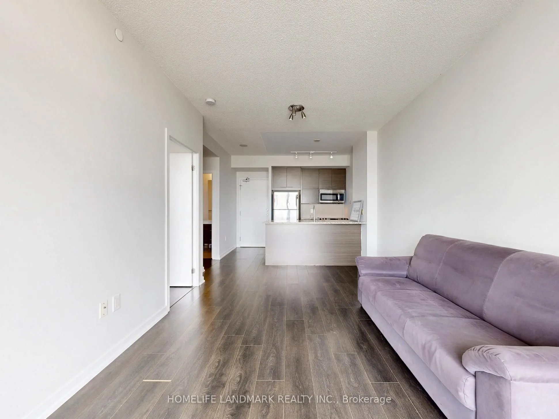 66 Forest Manor Road, #1204