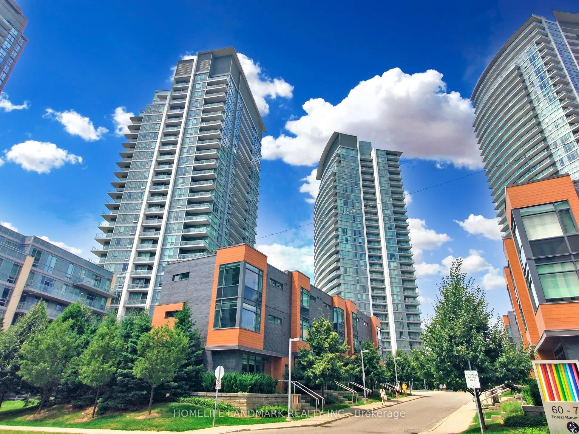 66 Forest Manor Road, #1204