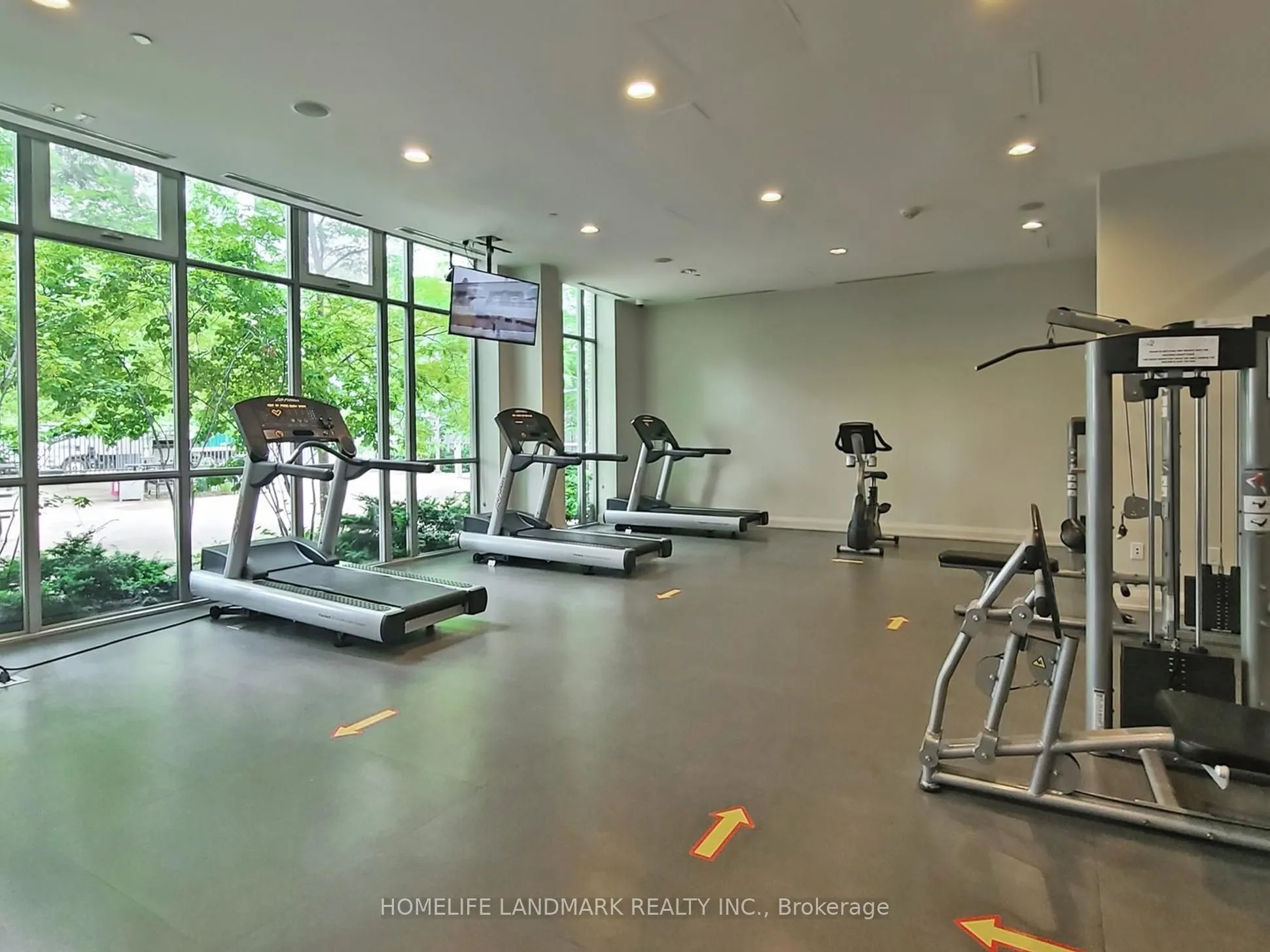 66 Forest Manor Road, #1204