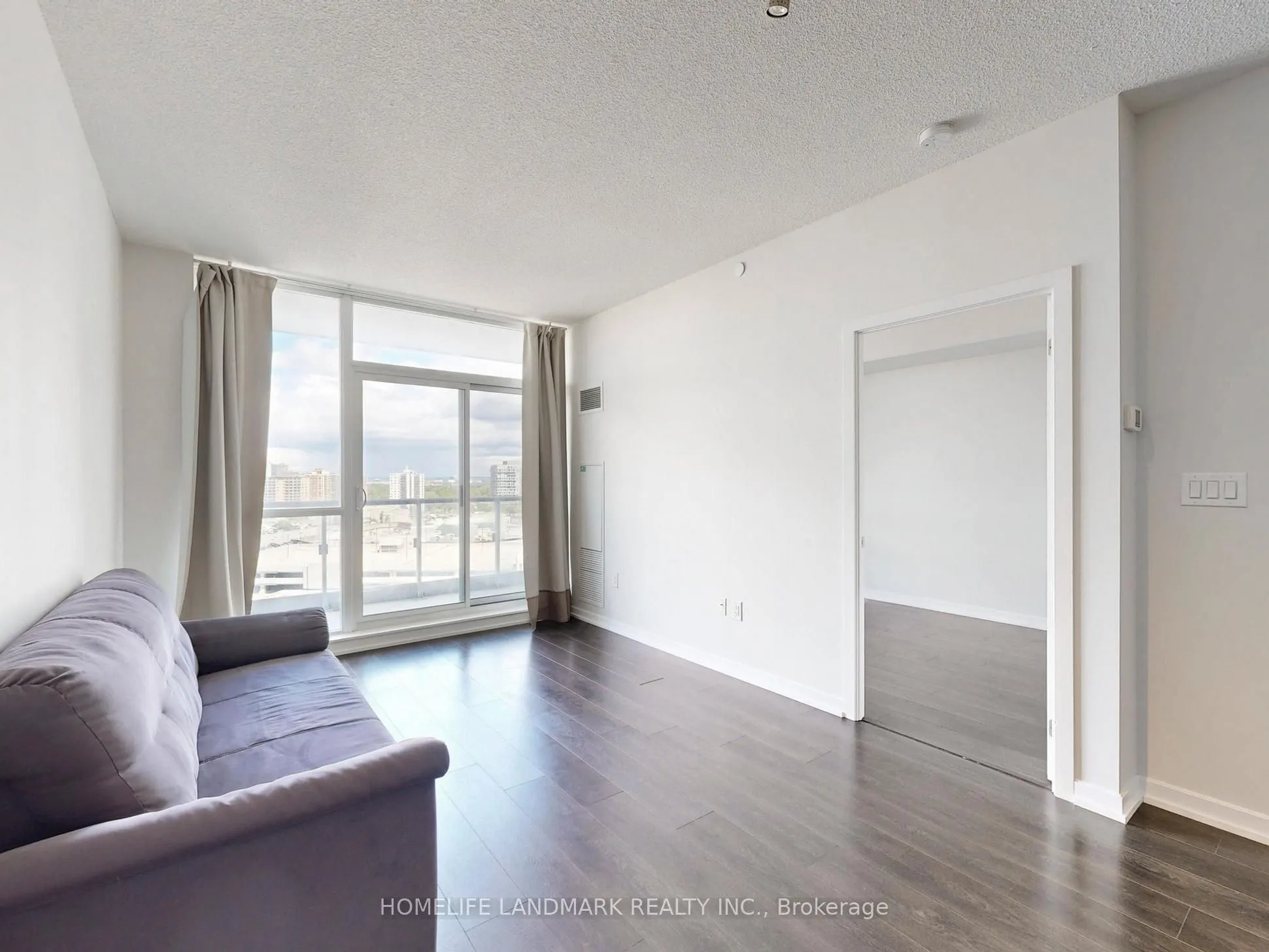 66 Forest Manor Road, #1204