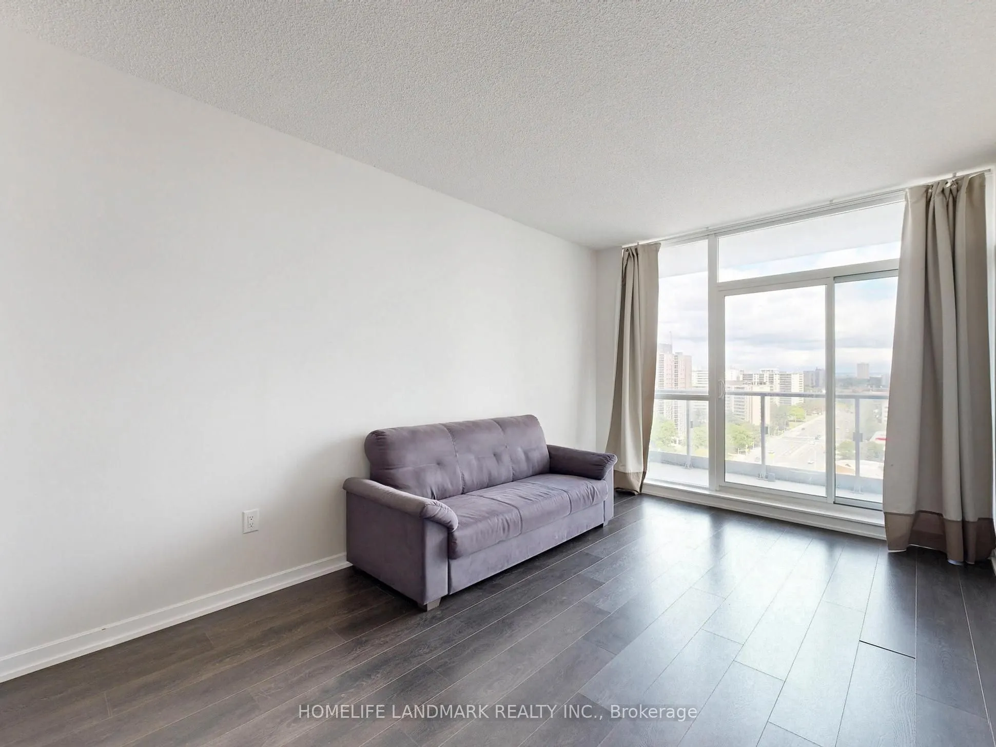 66 Forest Manor Road, #1204
