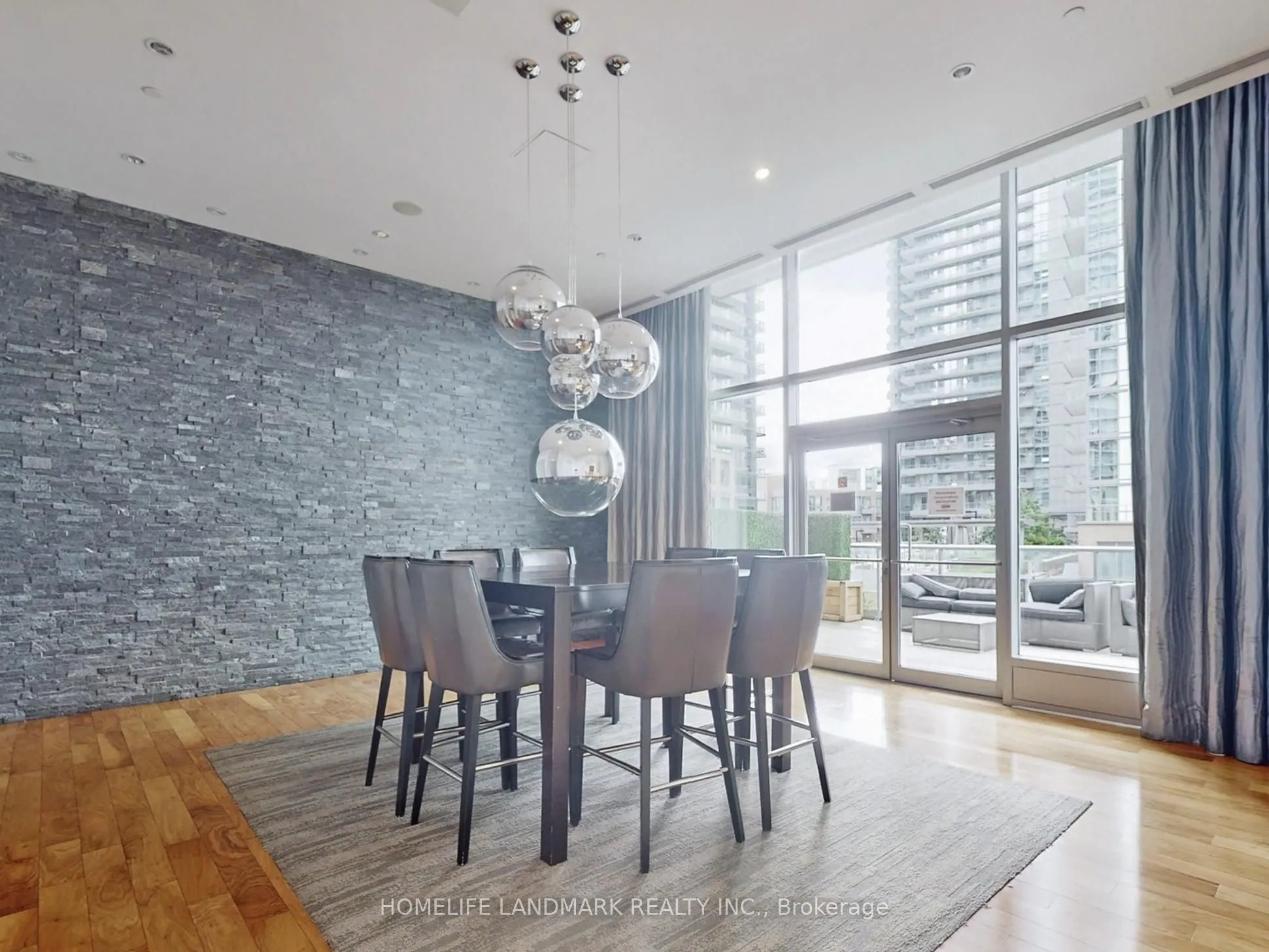 66 Forest Manor Road, #1204