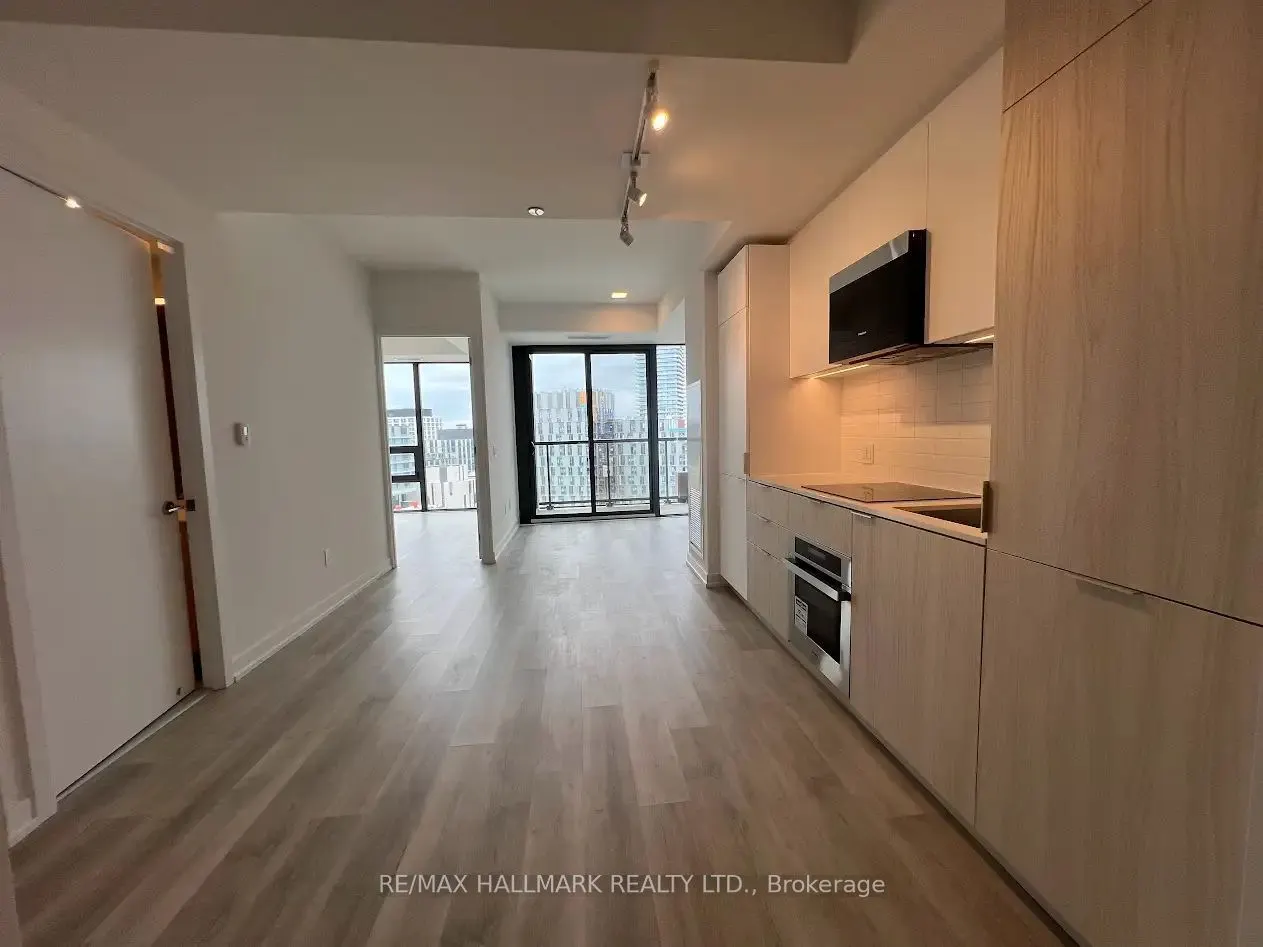 28 Eastern Avenue, #PH08