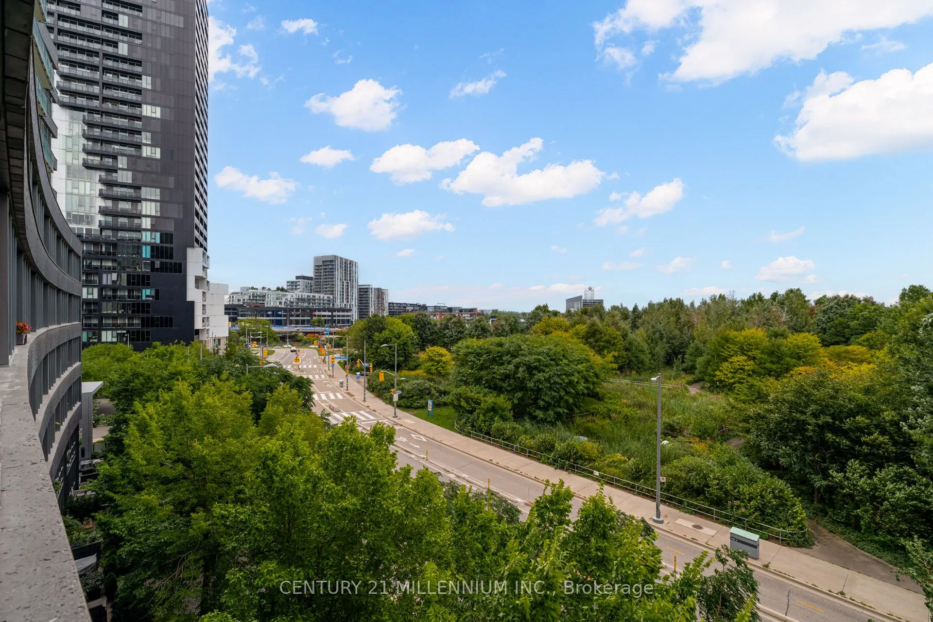 120 Bayview Avenue, #N417