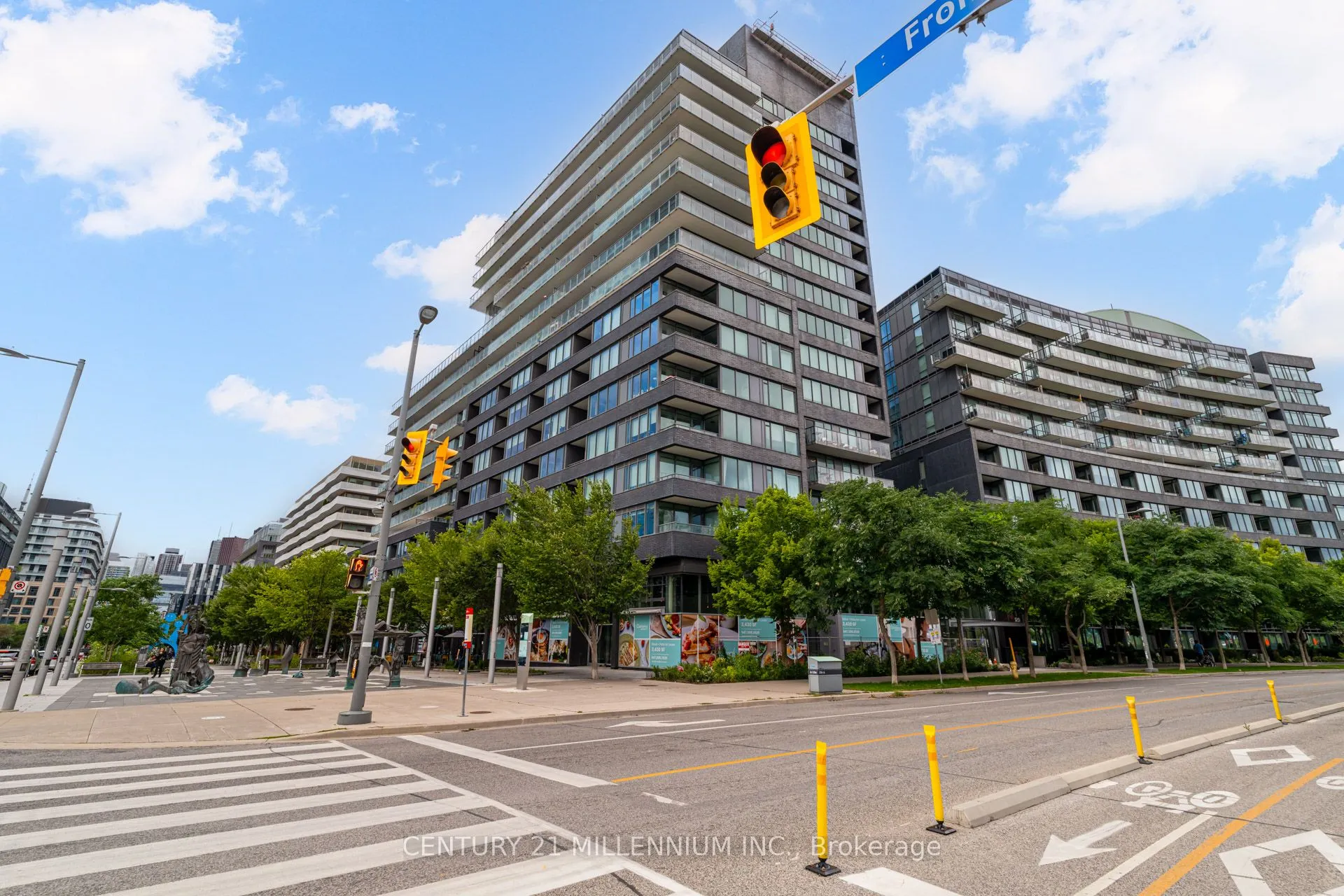 120 Bayview Avenue, #N417