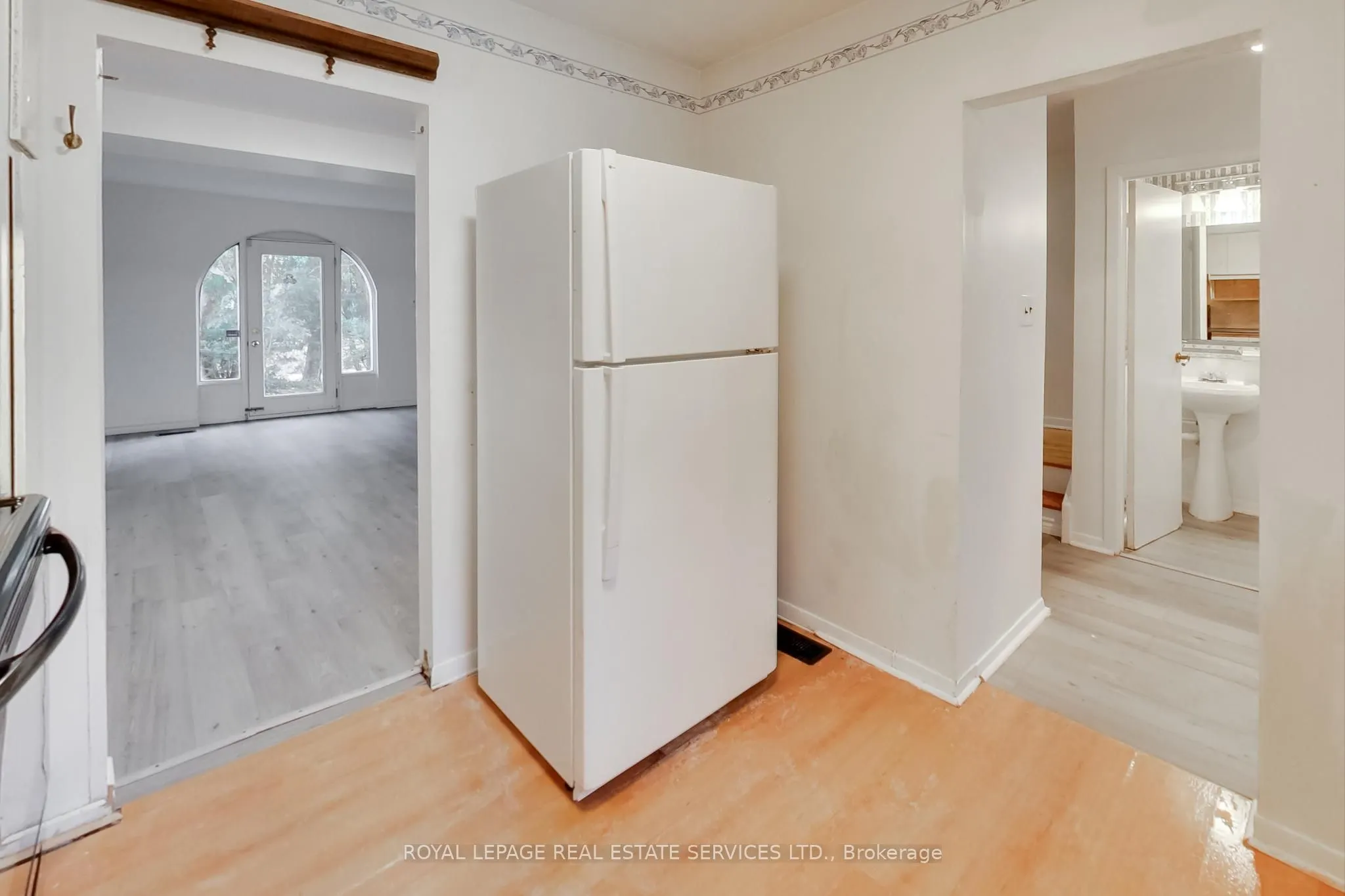 6 Leith Hill Road, #54