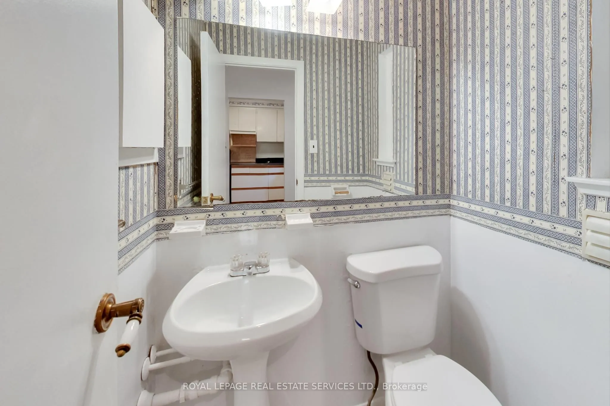 6 Leith Hill Road, #54