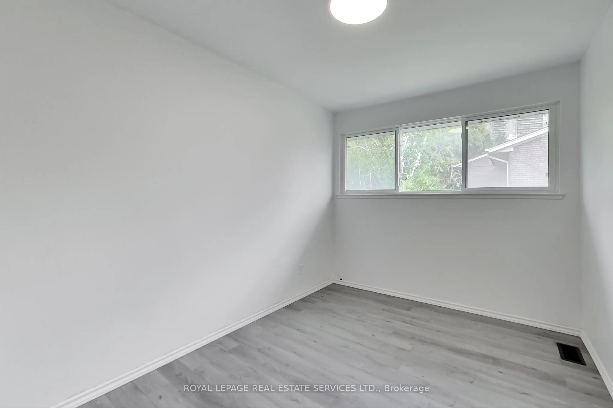 6 Leith Hill Road, #54