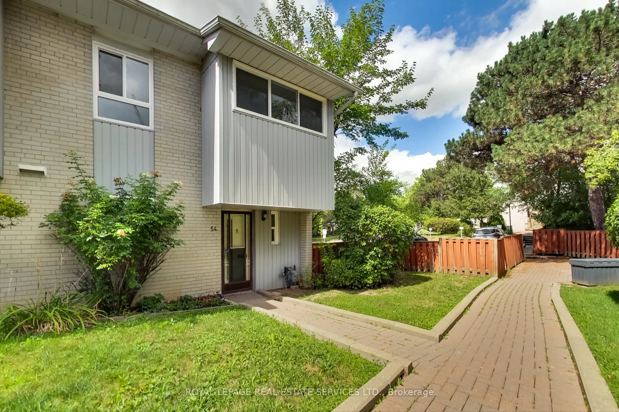 6 Leith Hill Road, #54