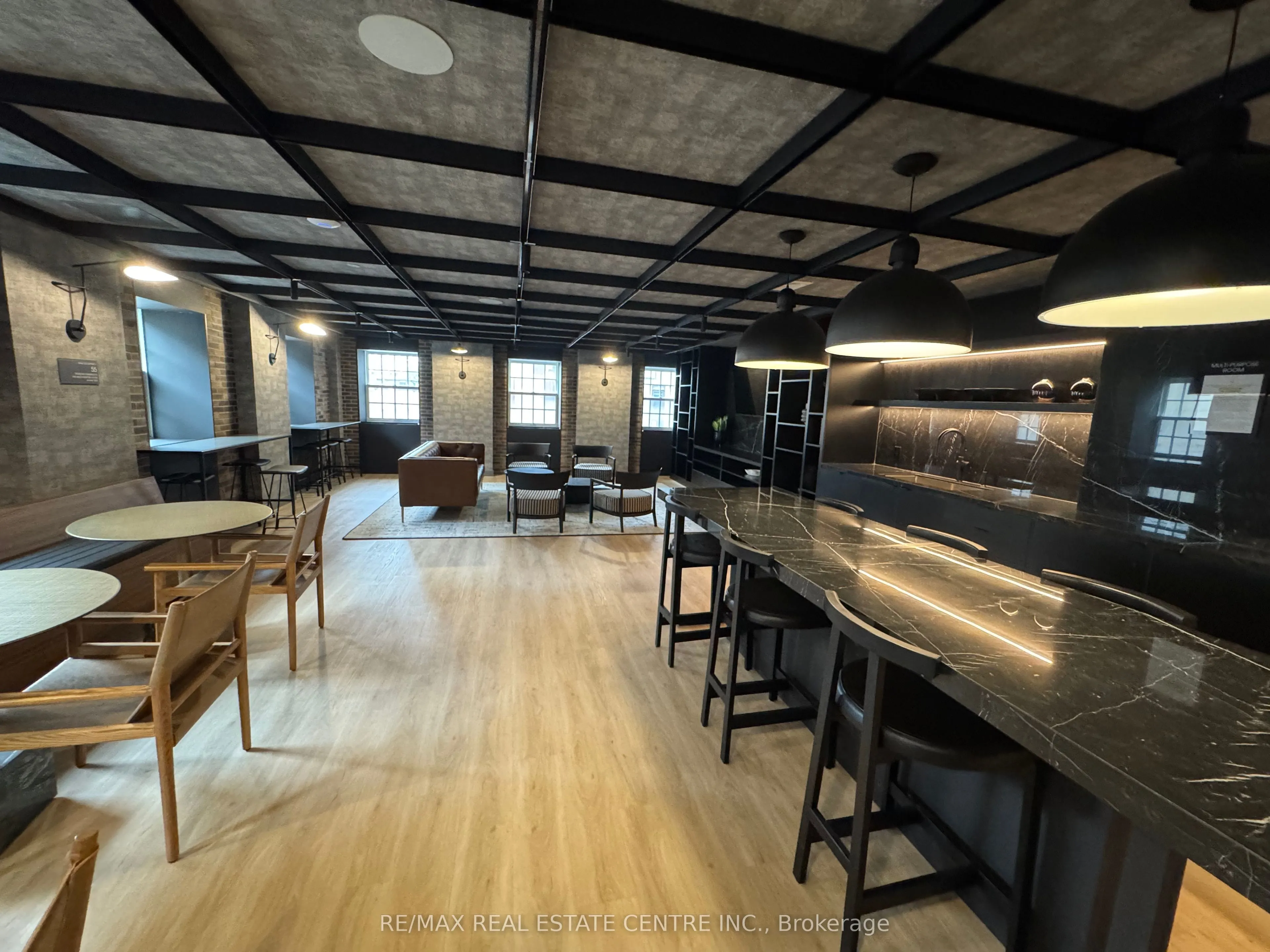 252 Church Street, #PH02