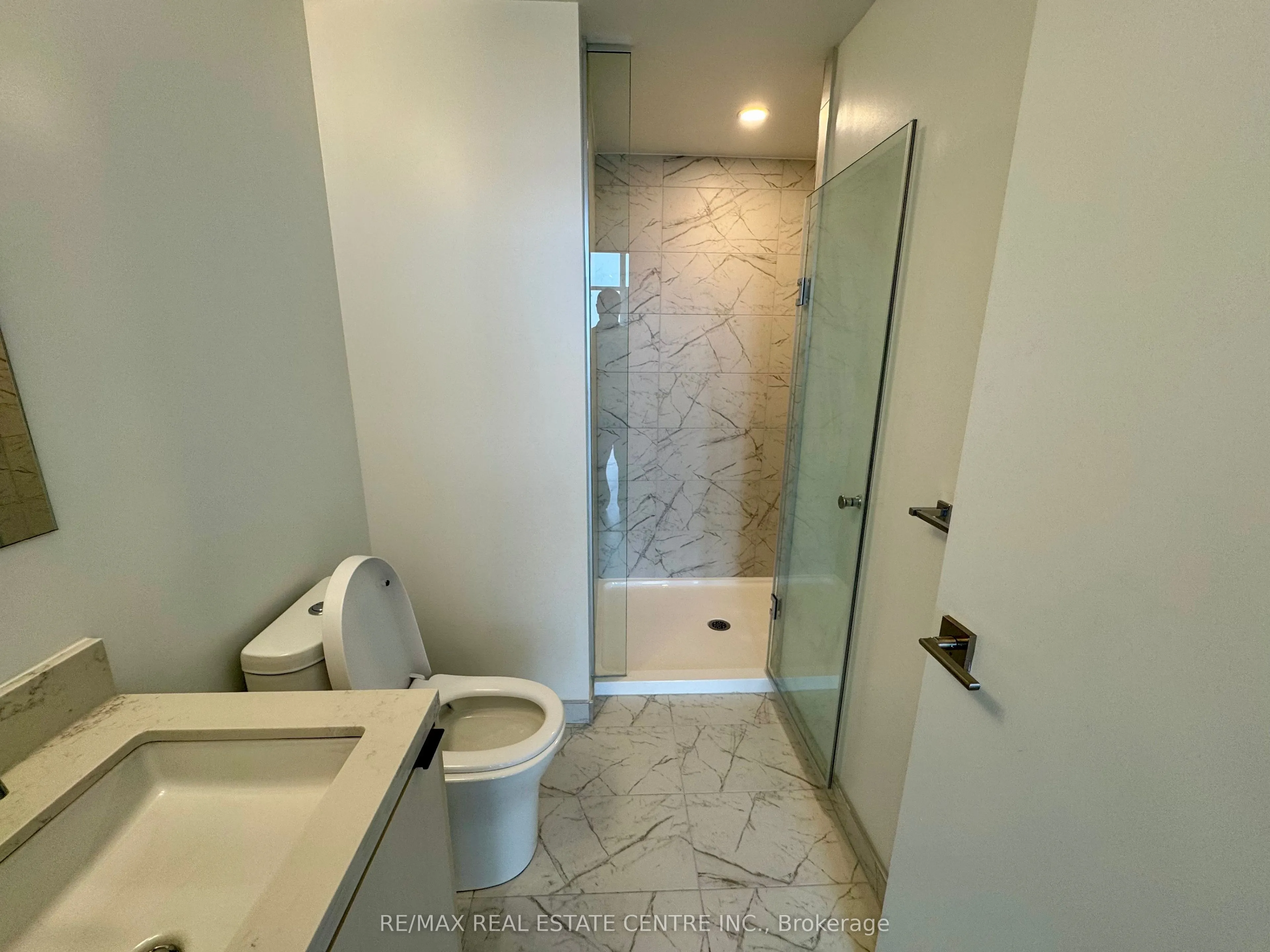 252 Church Street, #PH02