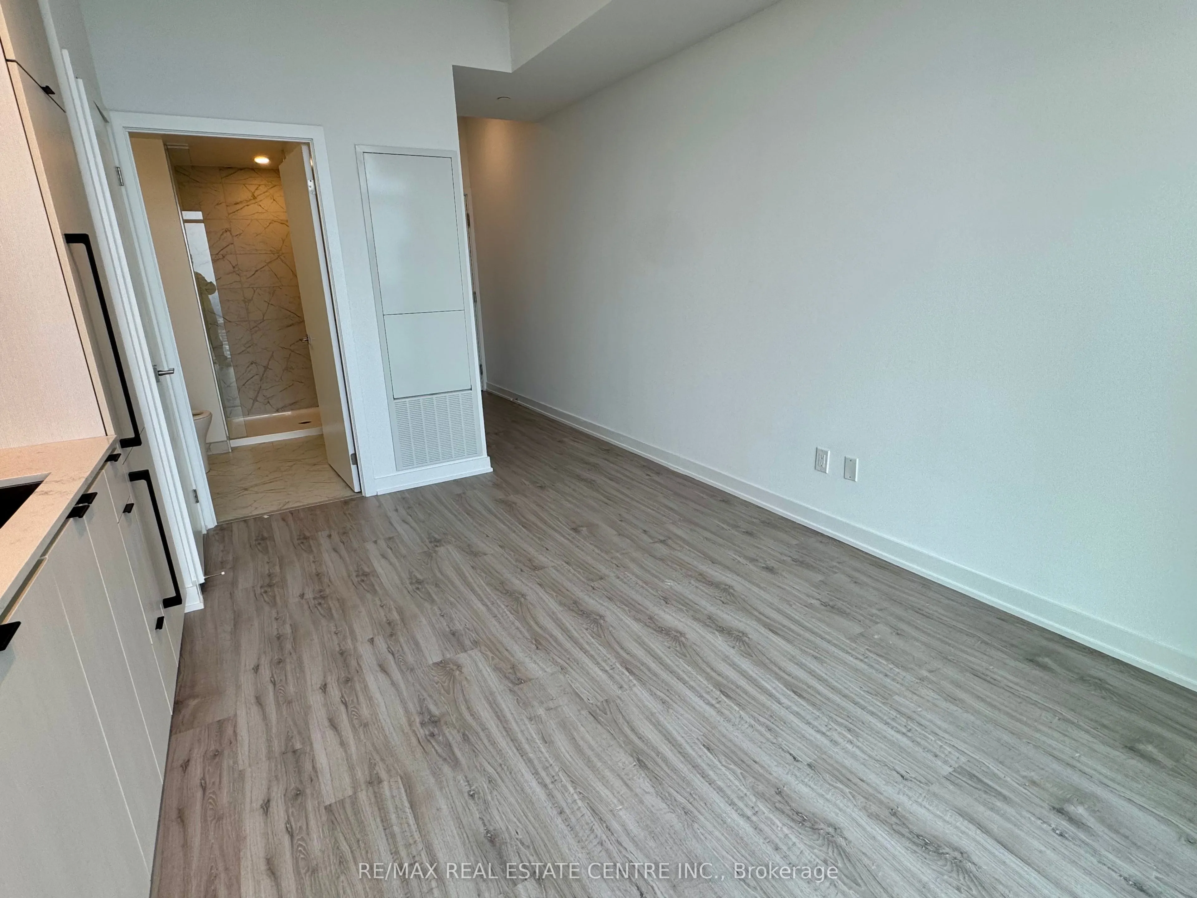 252 Church Street, #PH02