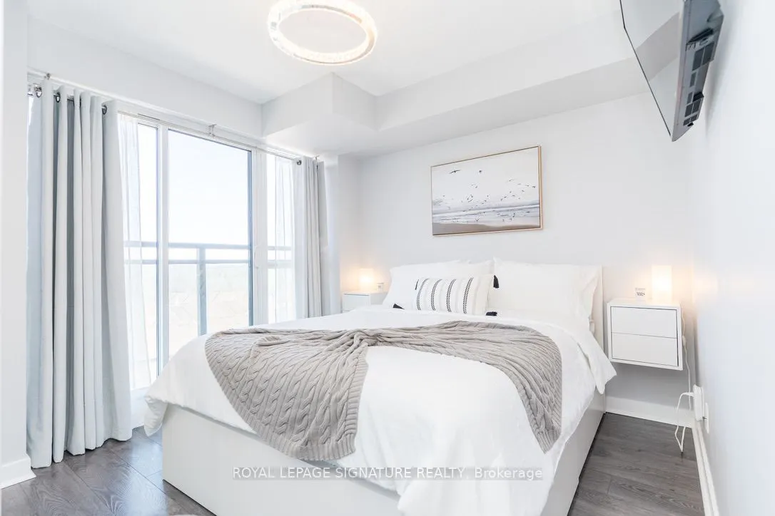 120 Dallimore Circle, #728