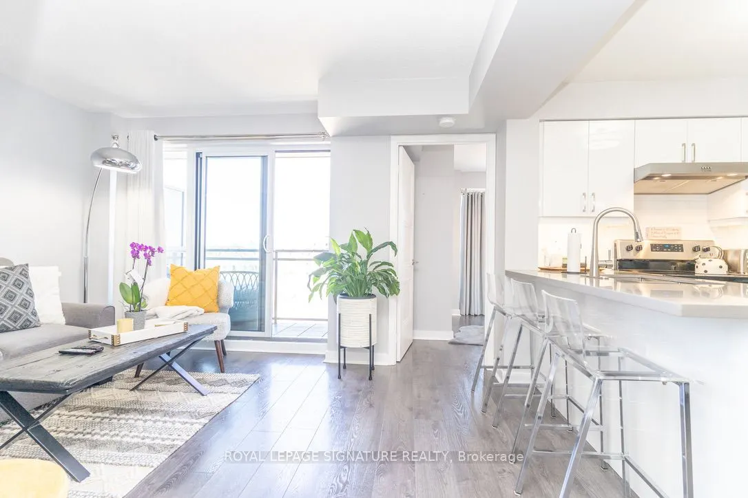 120 Dallimore Circle, #728