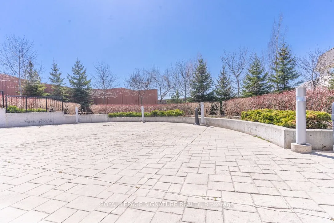 120 Dallimore Circle, #728