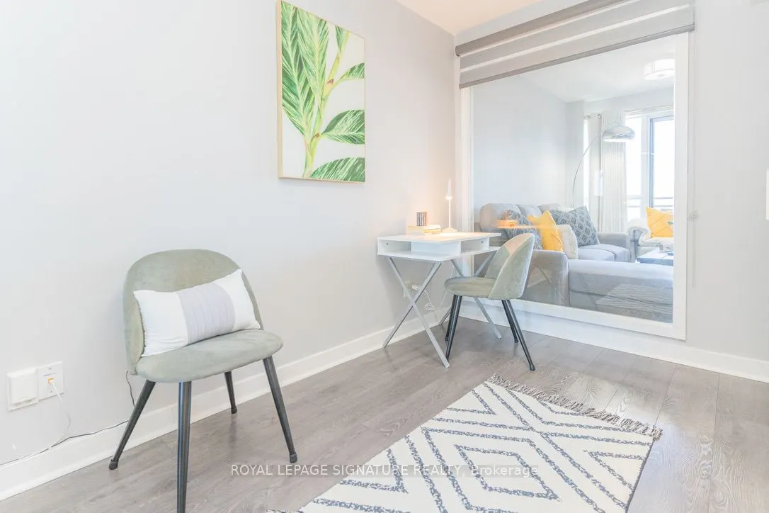 120 Dallimore Circle, #728
