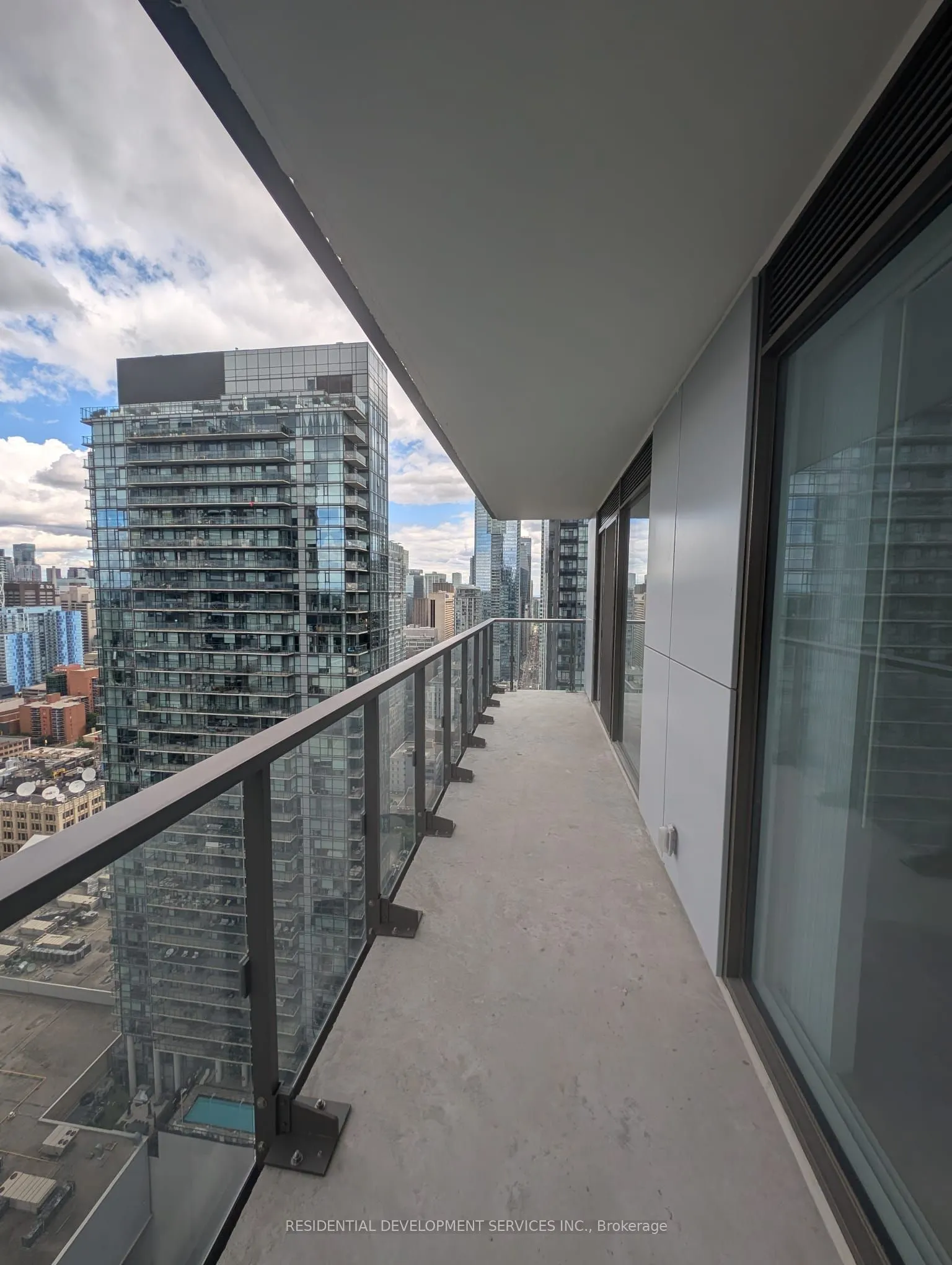 28 Widmer Street, #3628