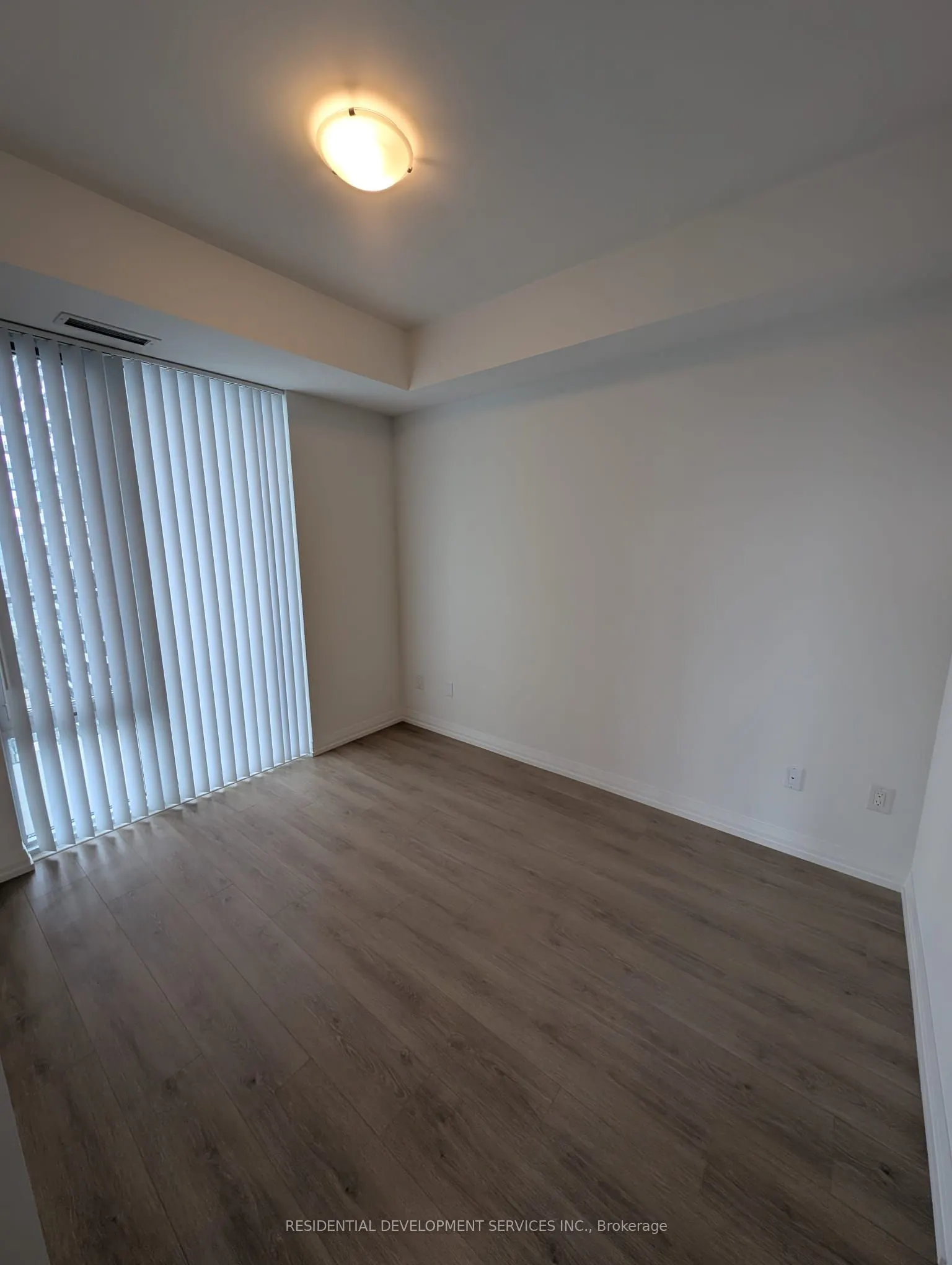 28 Widmer Street, #3825