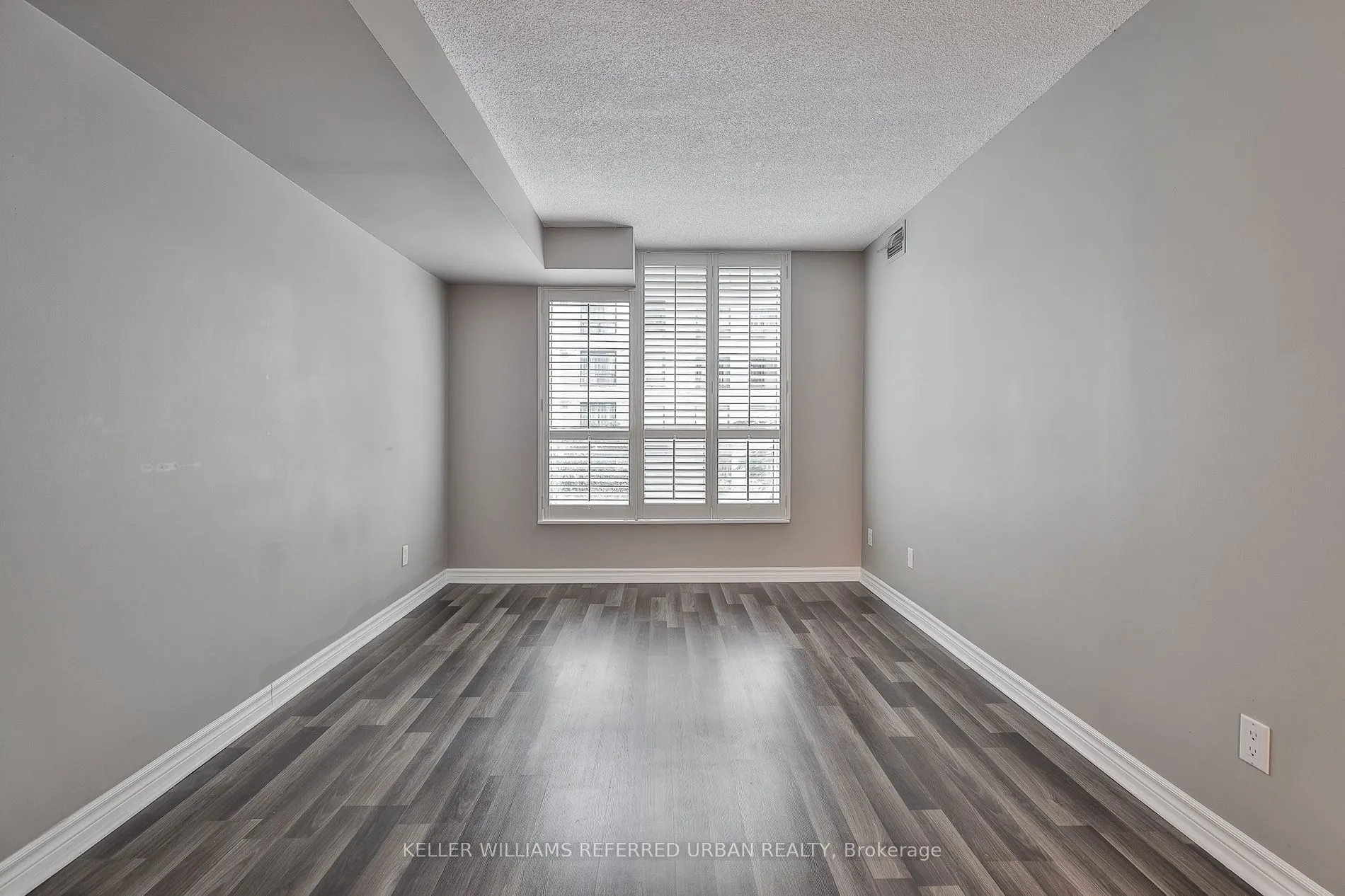 109 Front Street E, #326