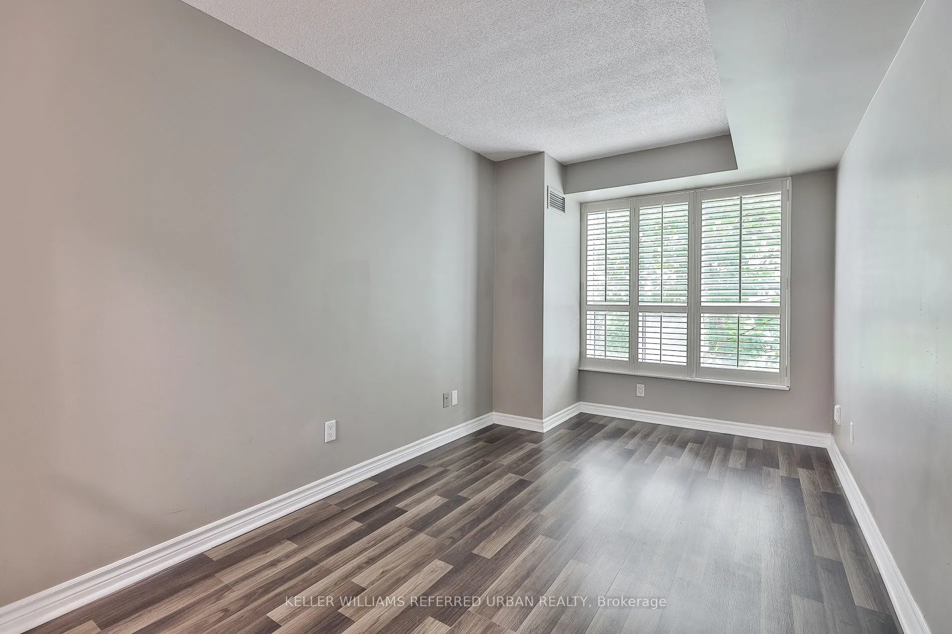 109 Front Street E, #326