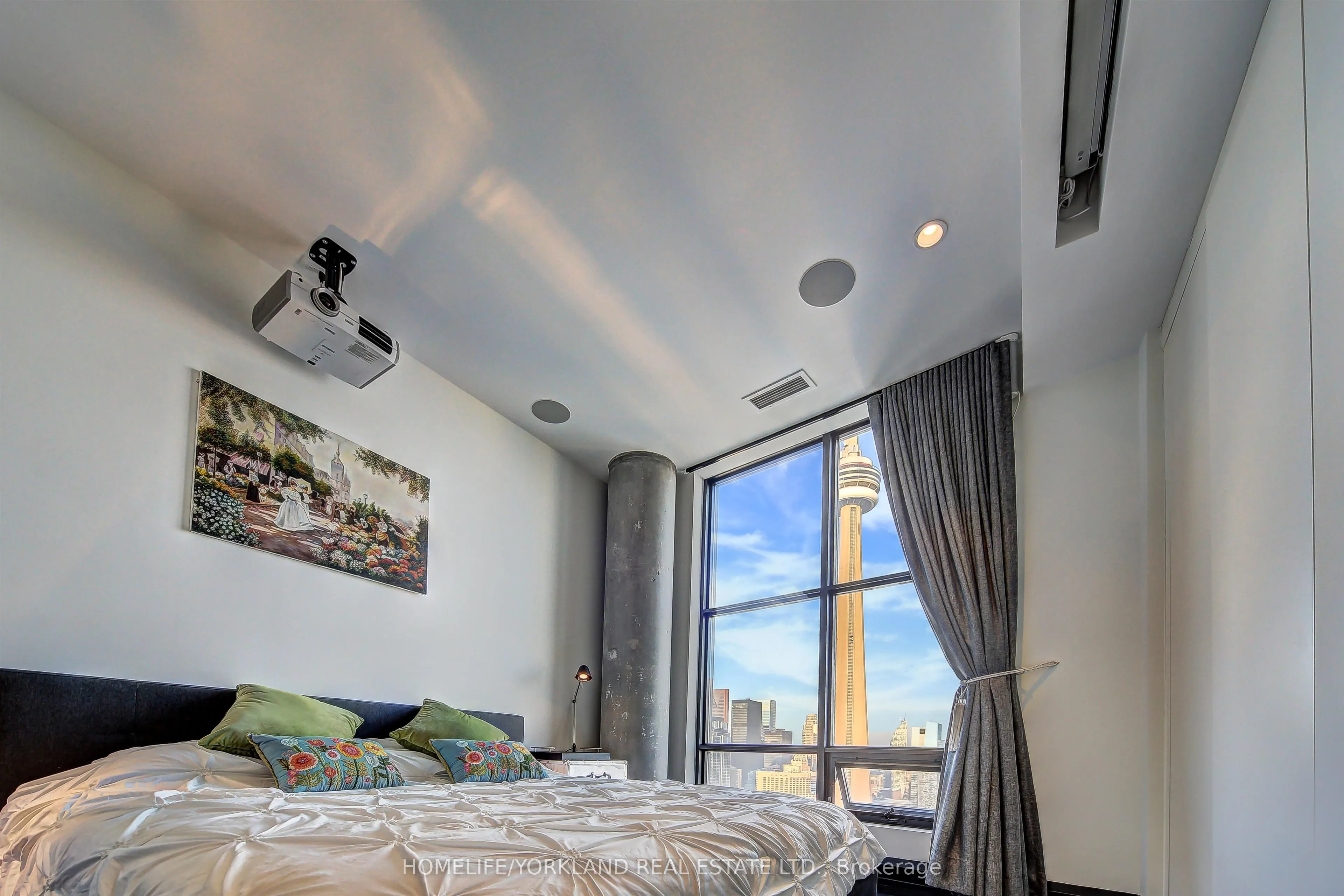 10 Navy Wharf Court, #Ph02