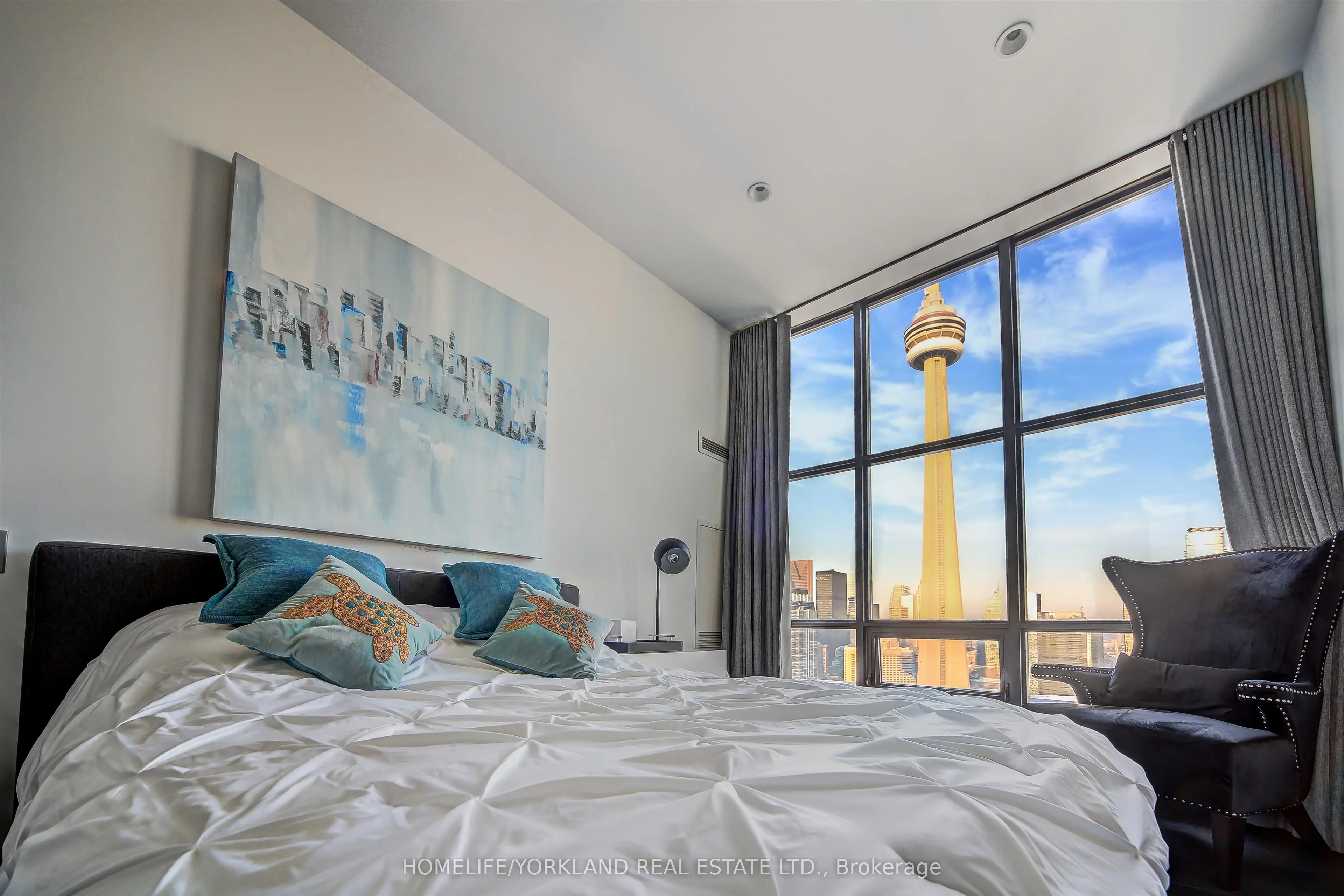 10 Navy Wharf Court, #Ph02