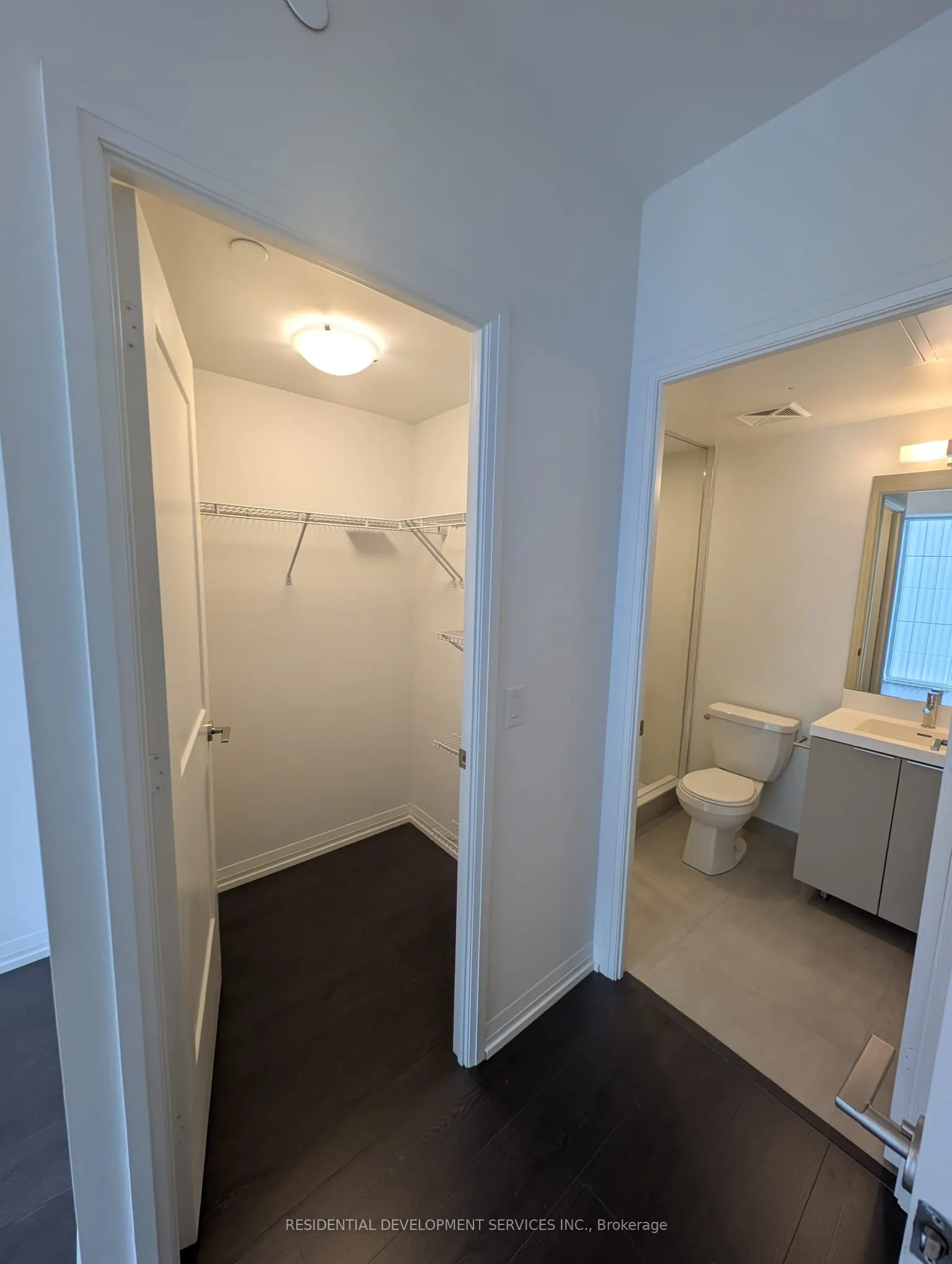 28 Widmer Street, #2729