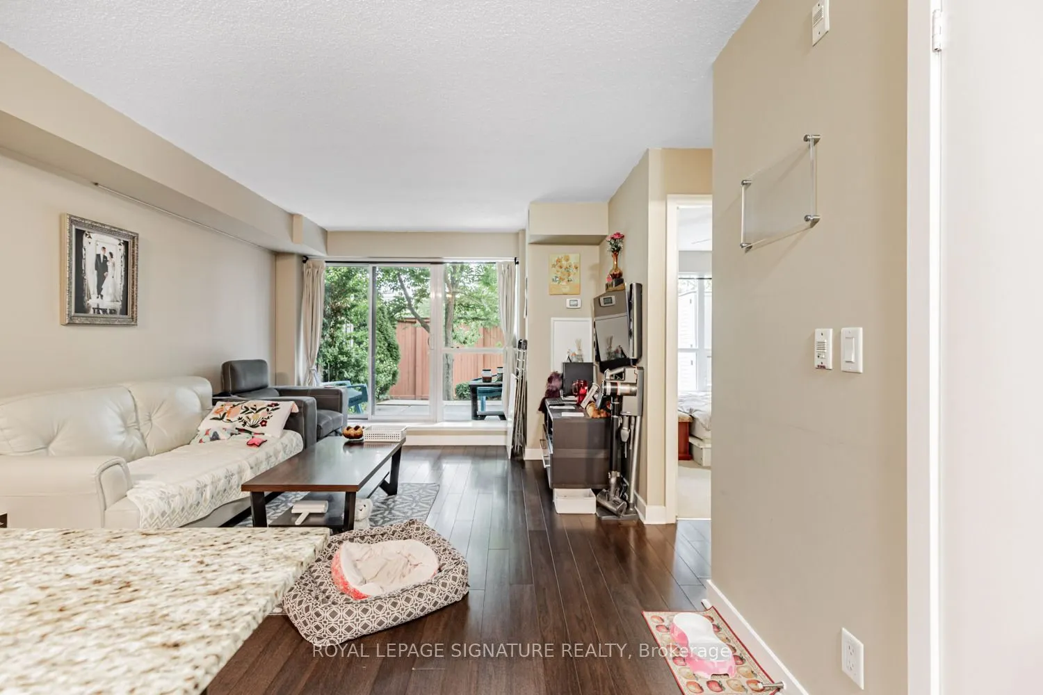 120 Dallimore Circle, #221