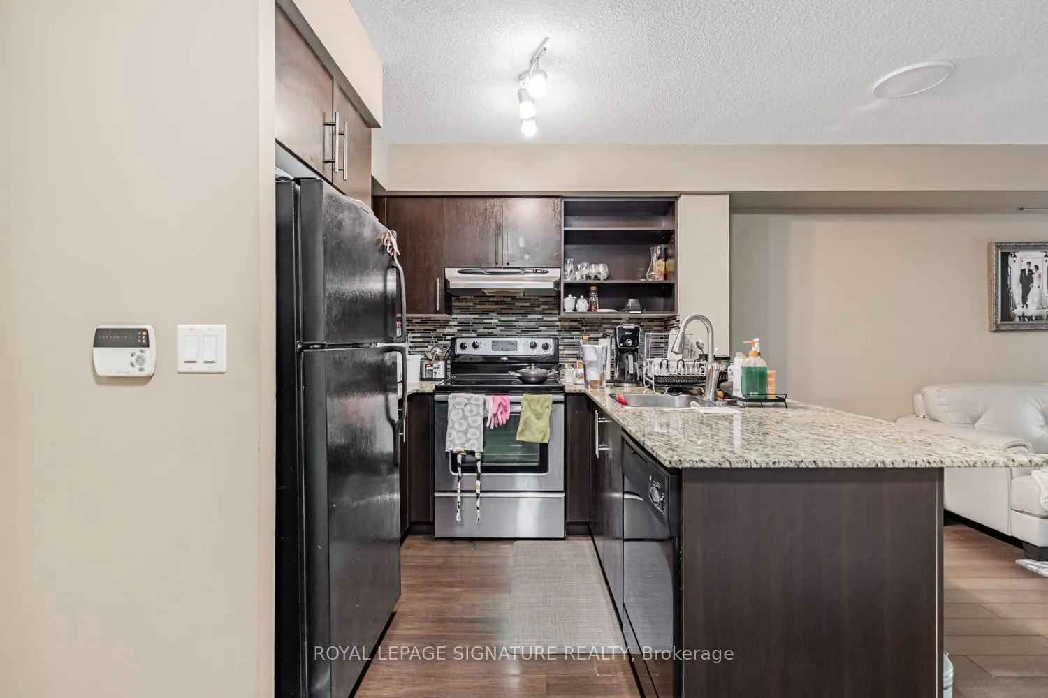 120 Dallimore Circle, #221
