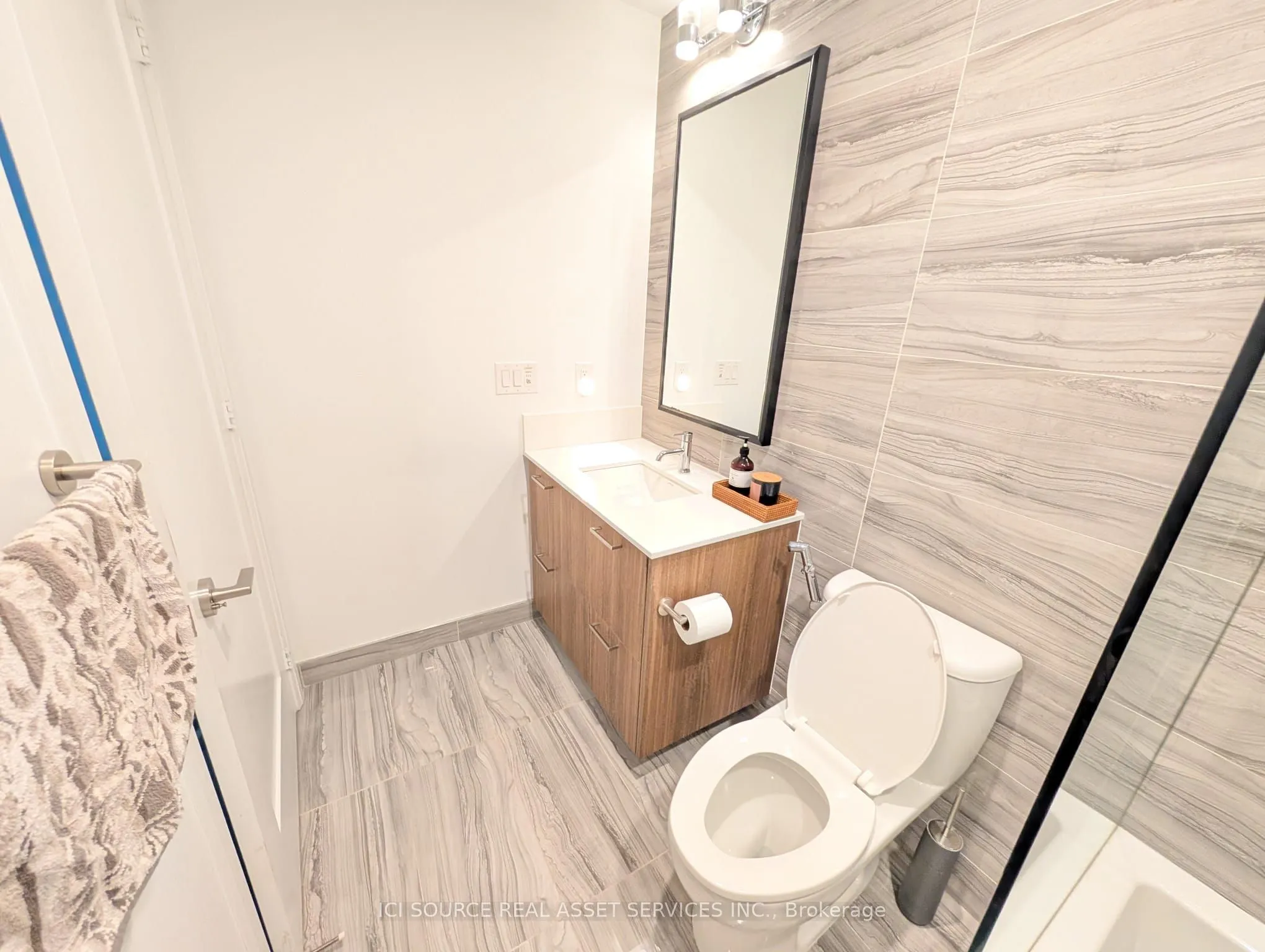280 Howland Avenue, #328