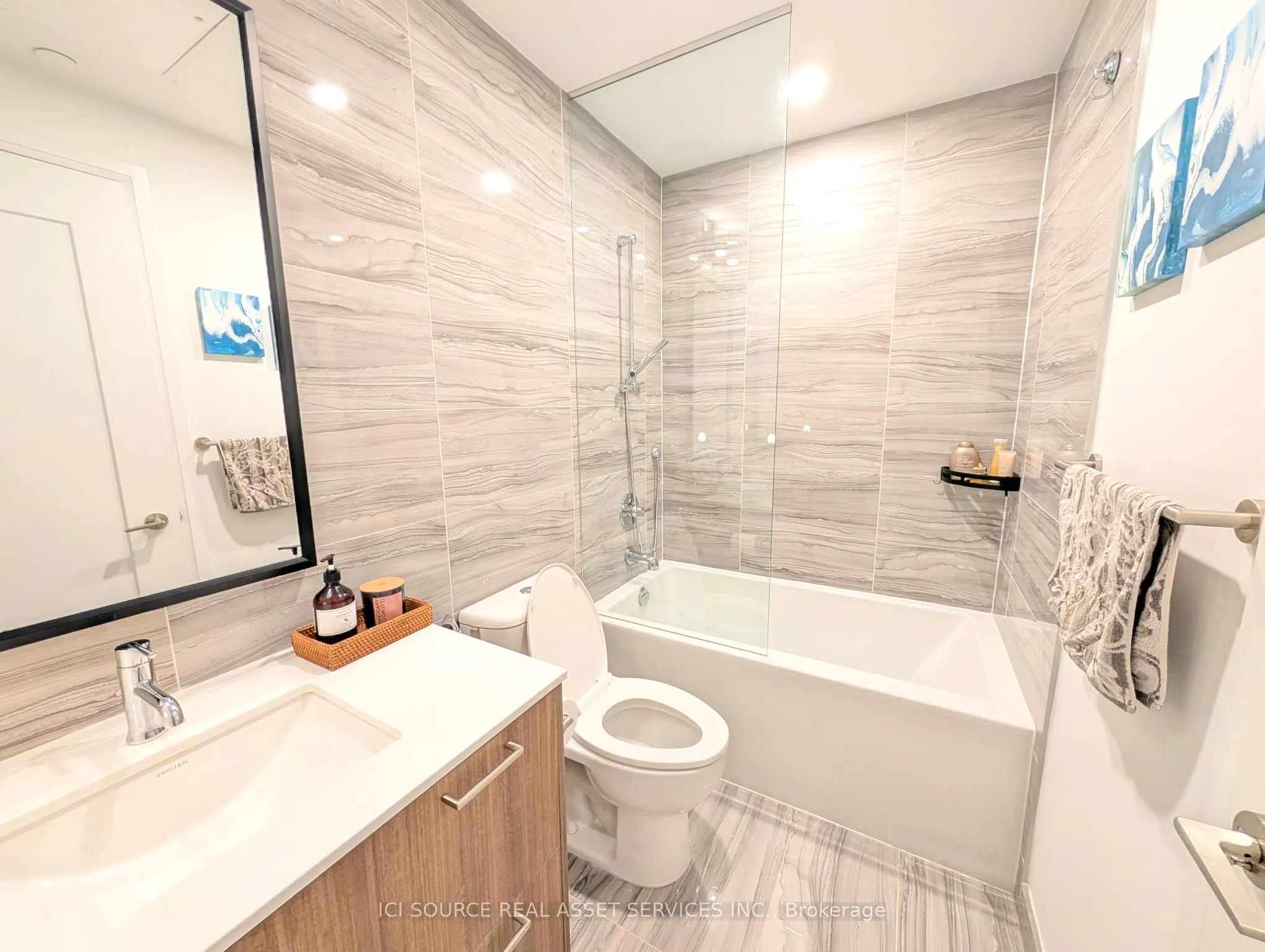 280 Howland Avenue, #328