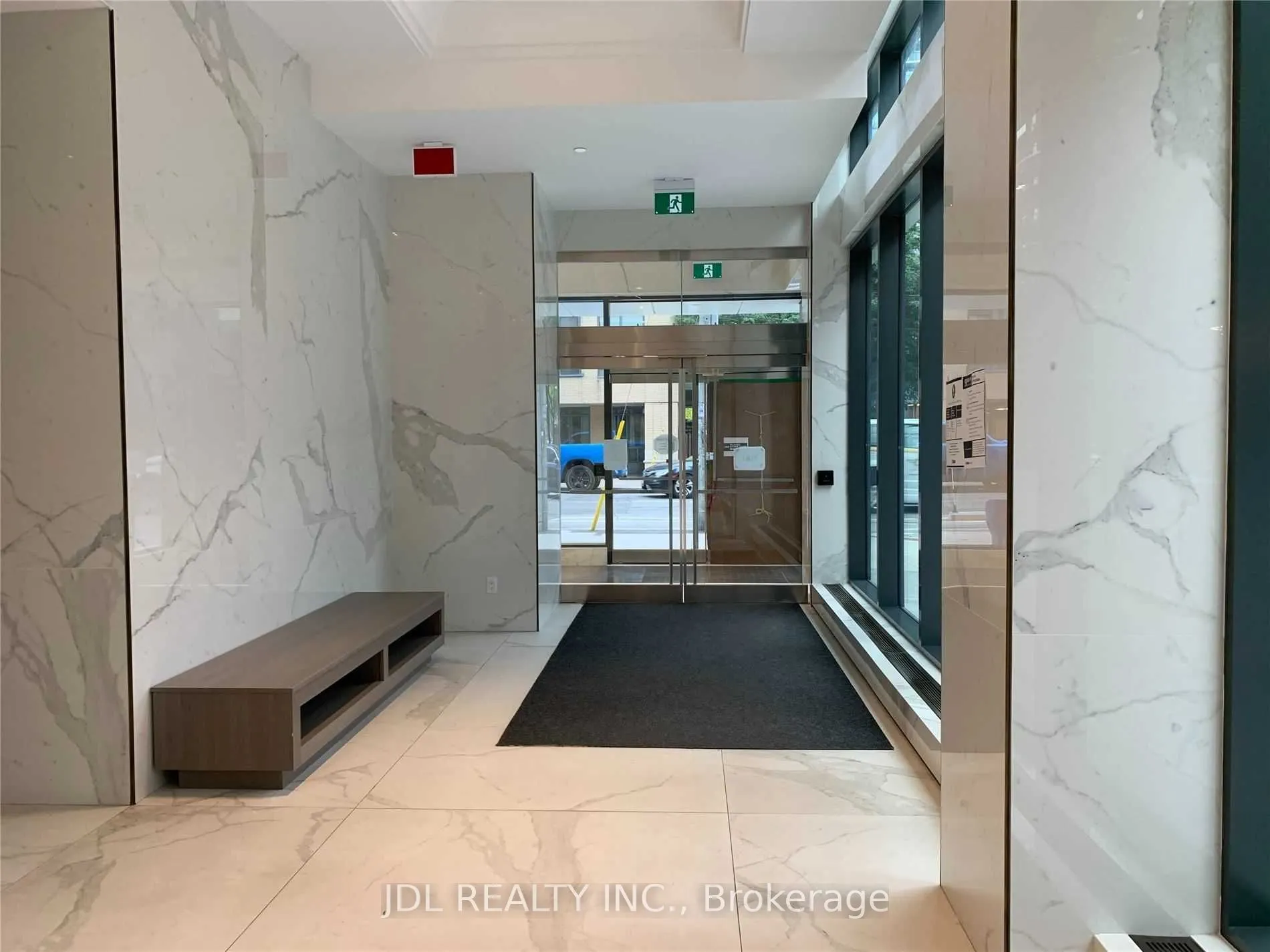 77 Shuter Street, #1109