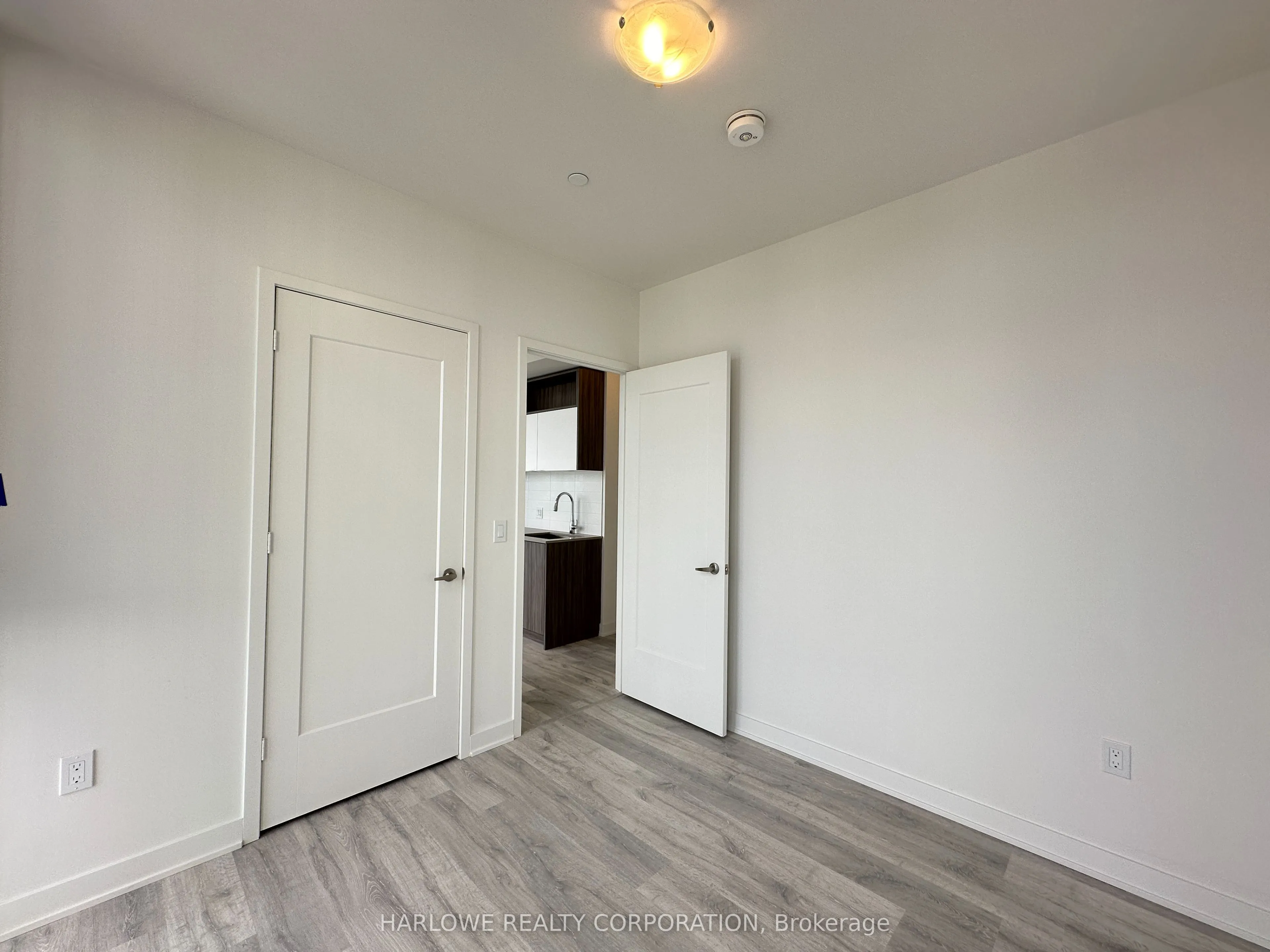 135 Lower Sherbourne Street, #1931 W