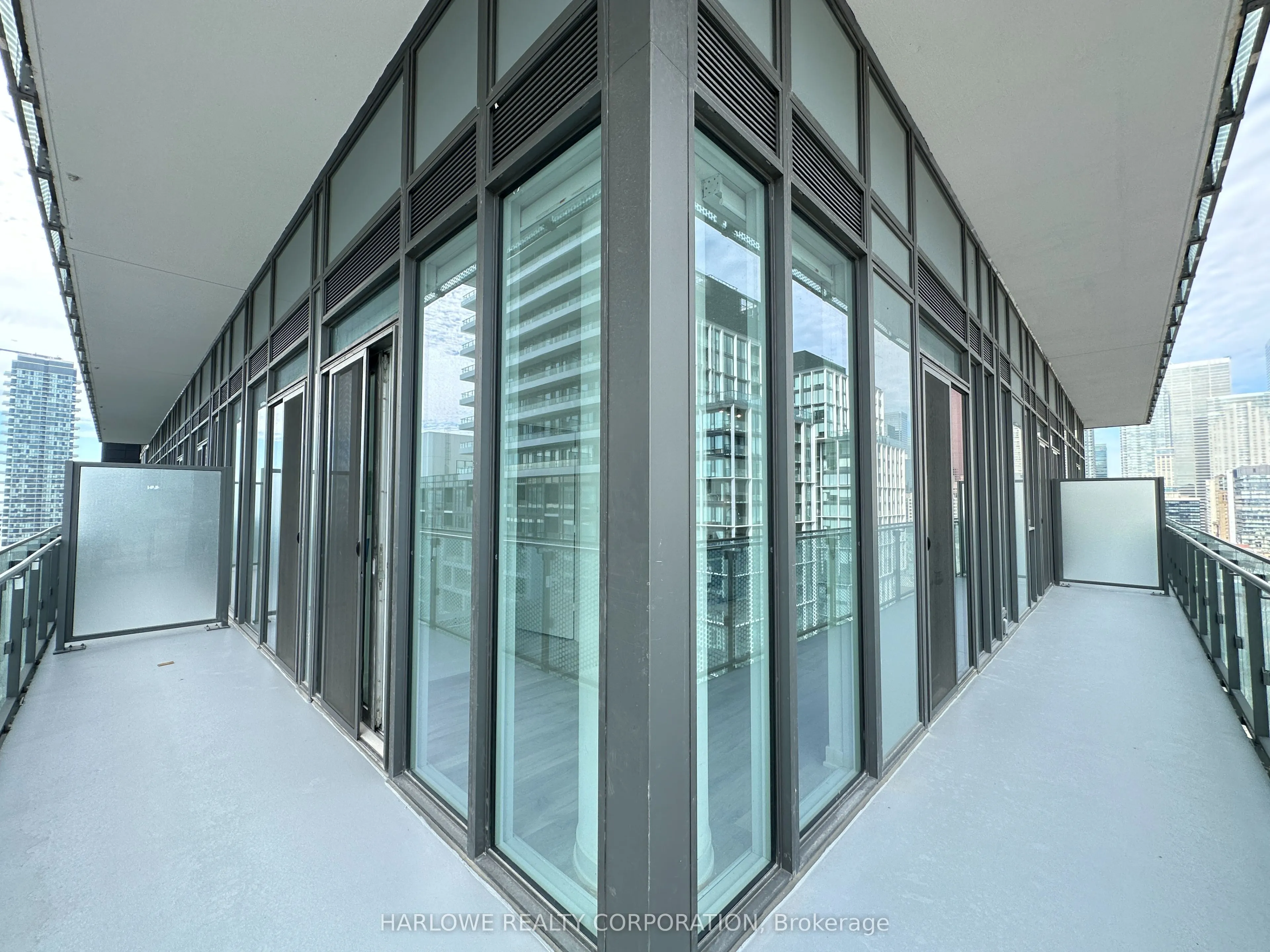 135 Lower Sherbourne Street, #1931 W