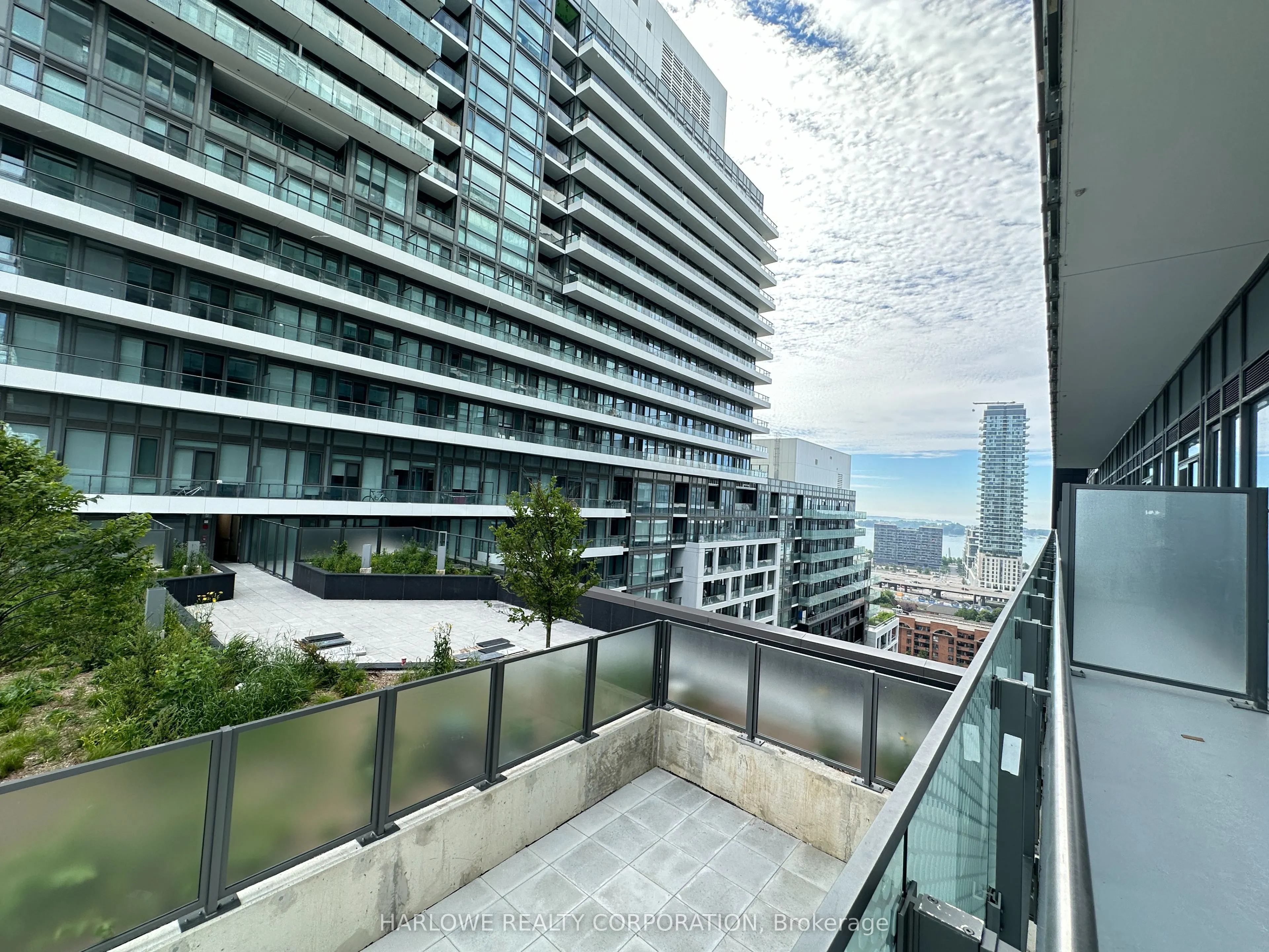 135 Lower Sherbourne Street, #1931 W