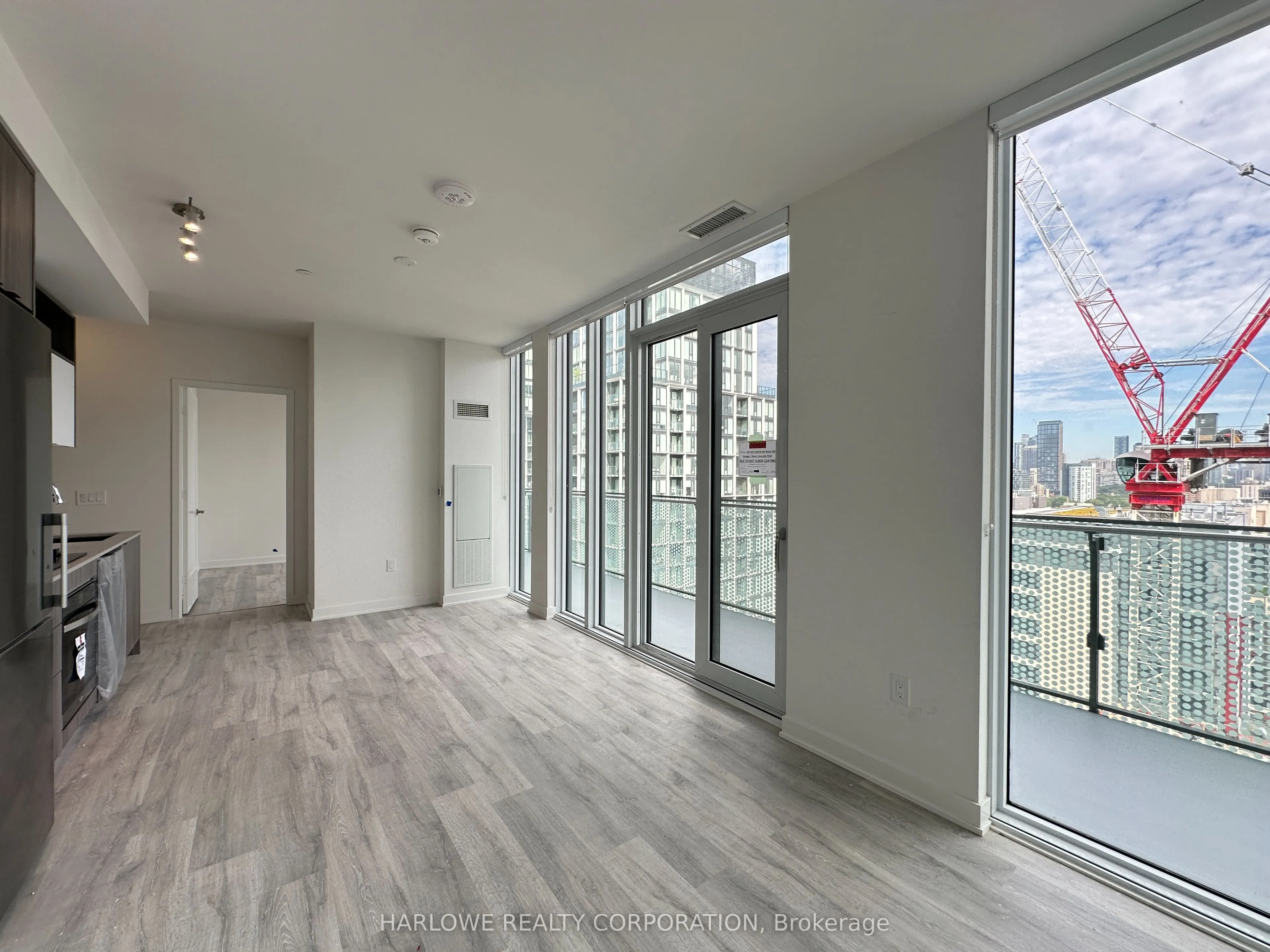 135 Lower Sherbourne Street, #1931 W