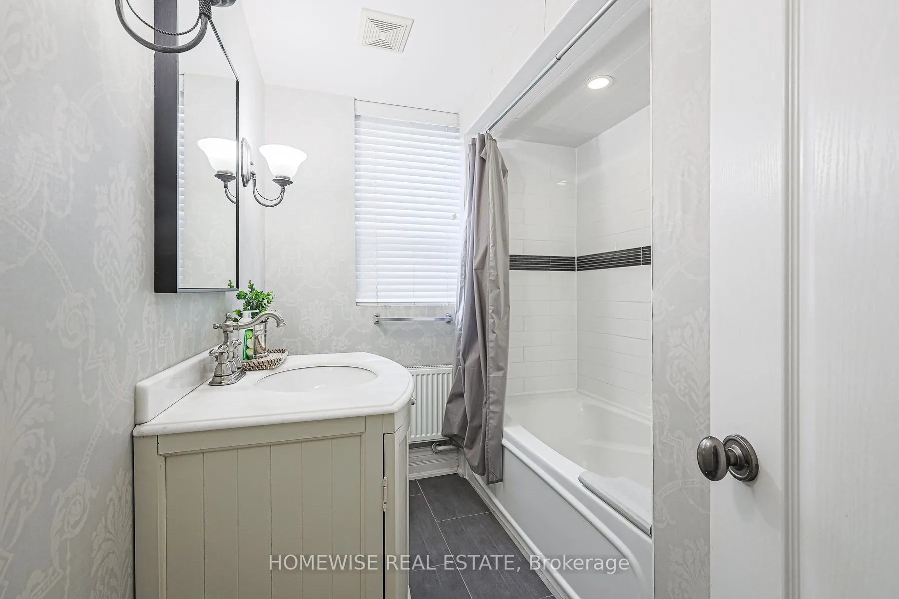 8 Ridge Hill Drive, #4
