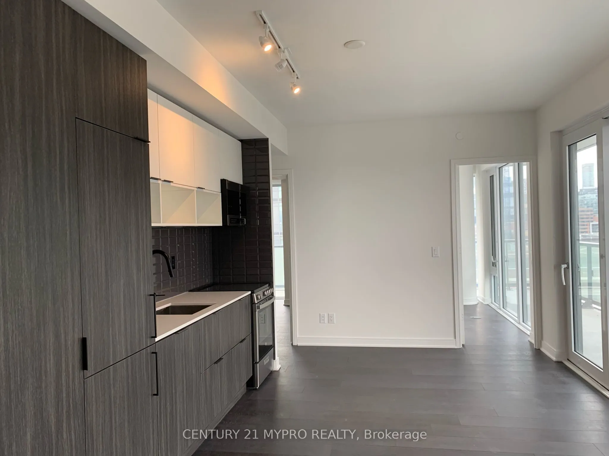 180 Mill Street, #S709