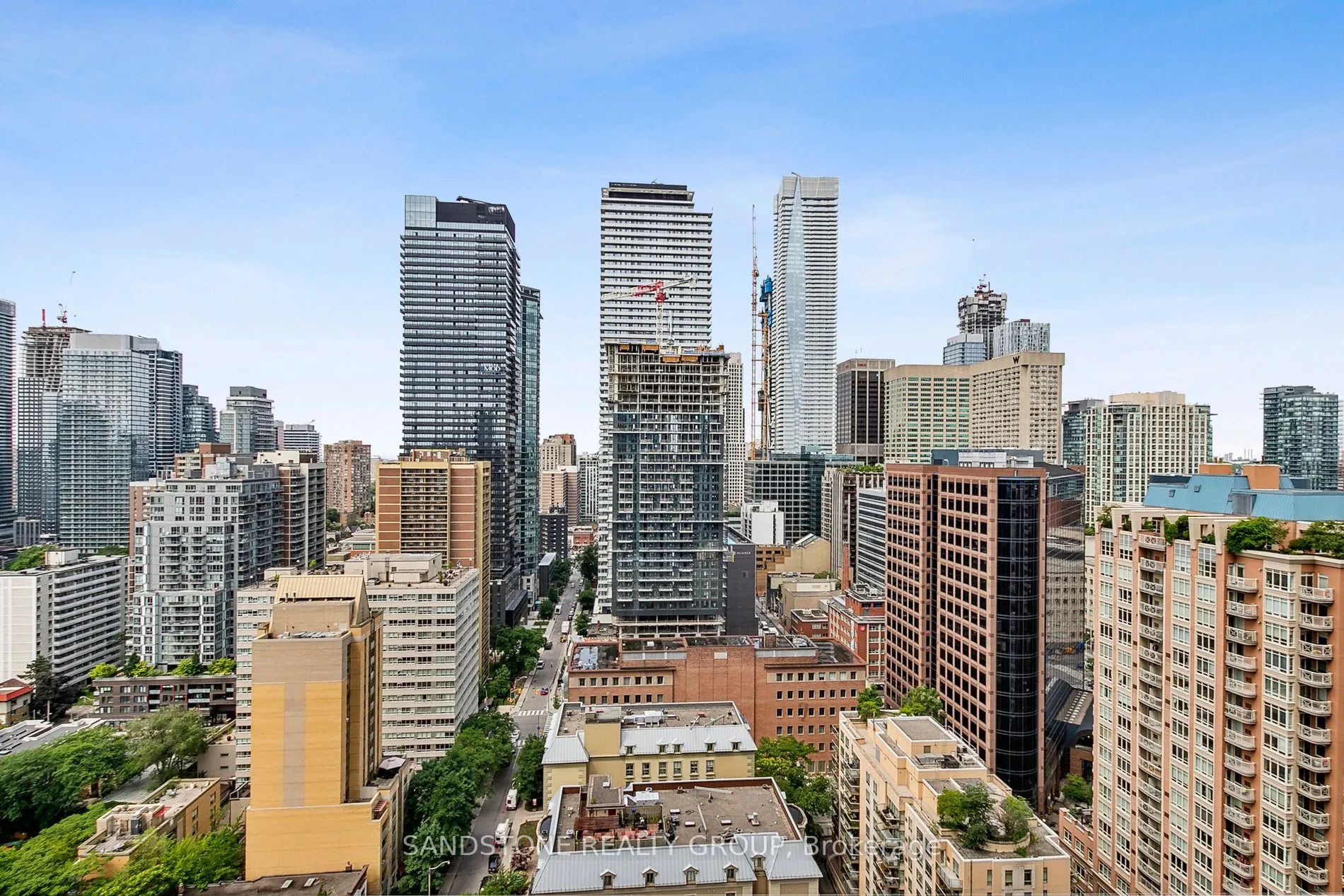 110 Charles Street E, #2604