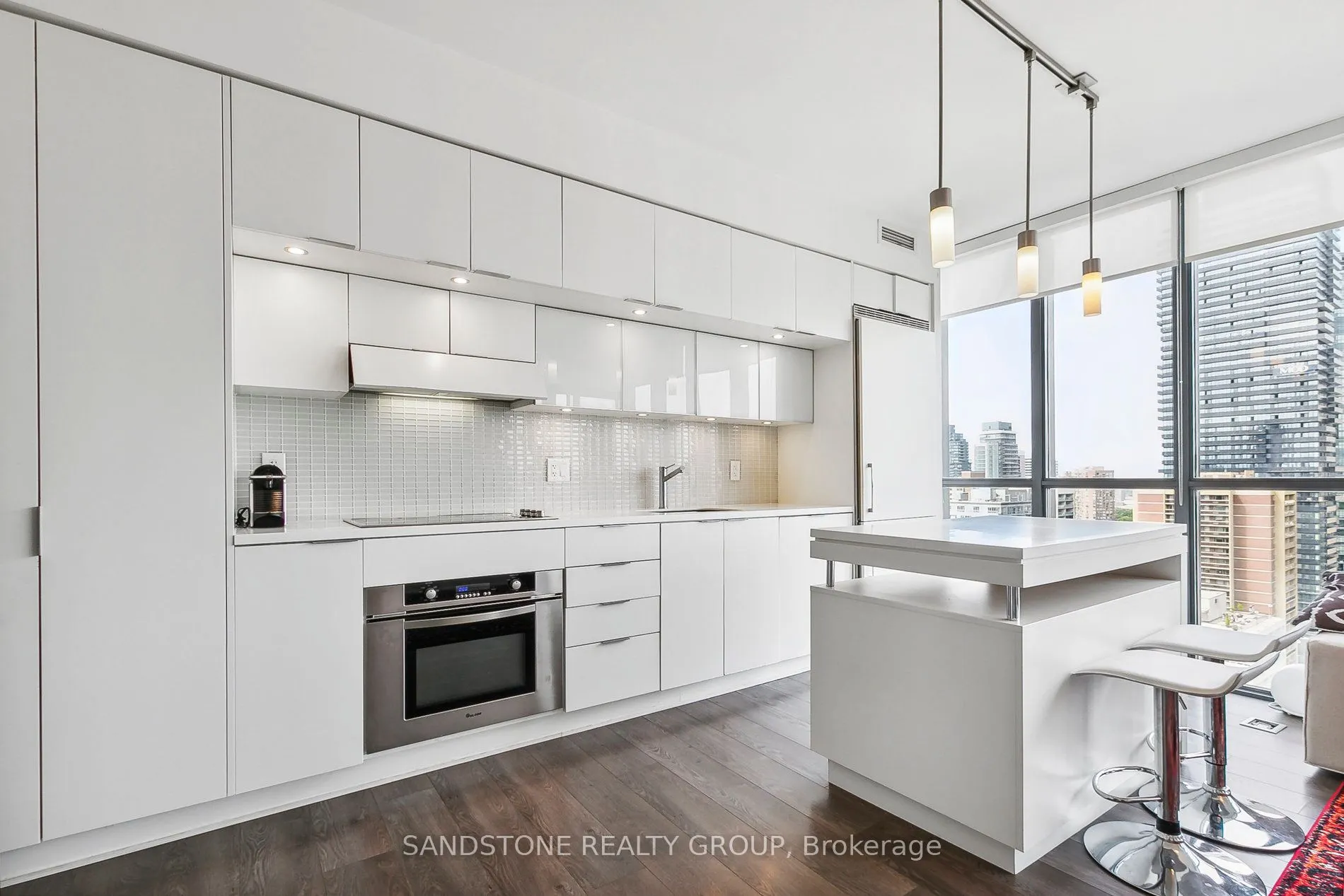 110 Charles Street E, #2604