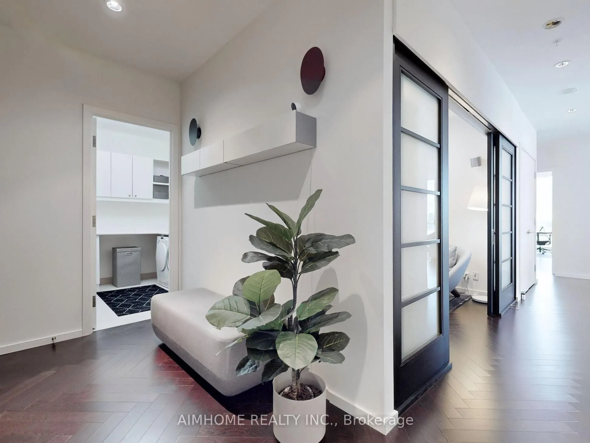 180 University Avenue, #5004