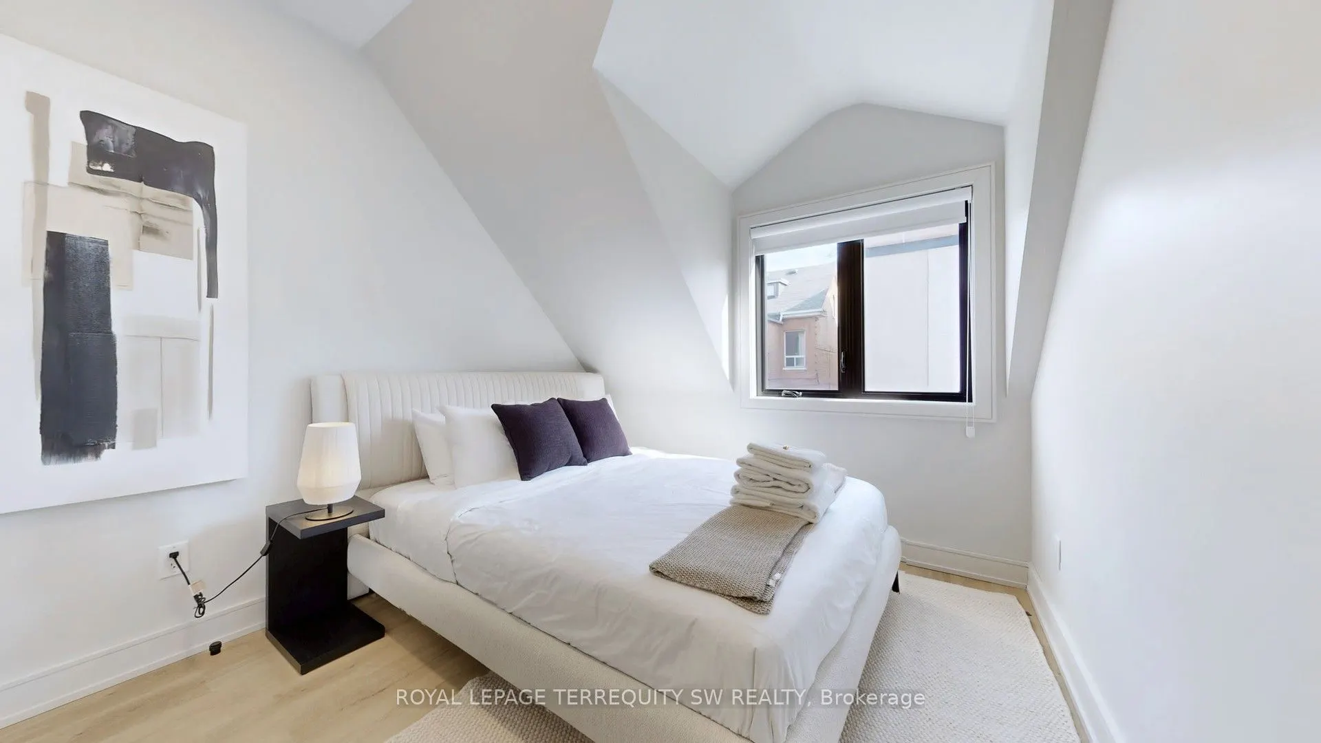 144 Dovercourt Road, #Coach House